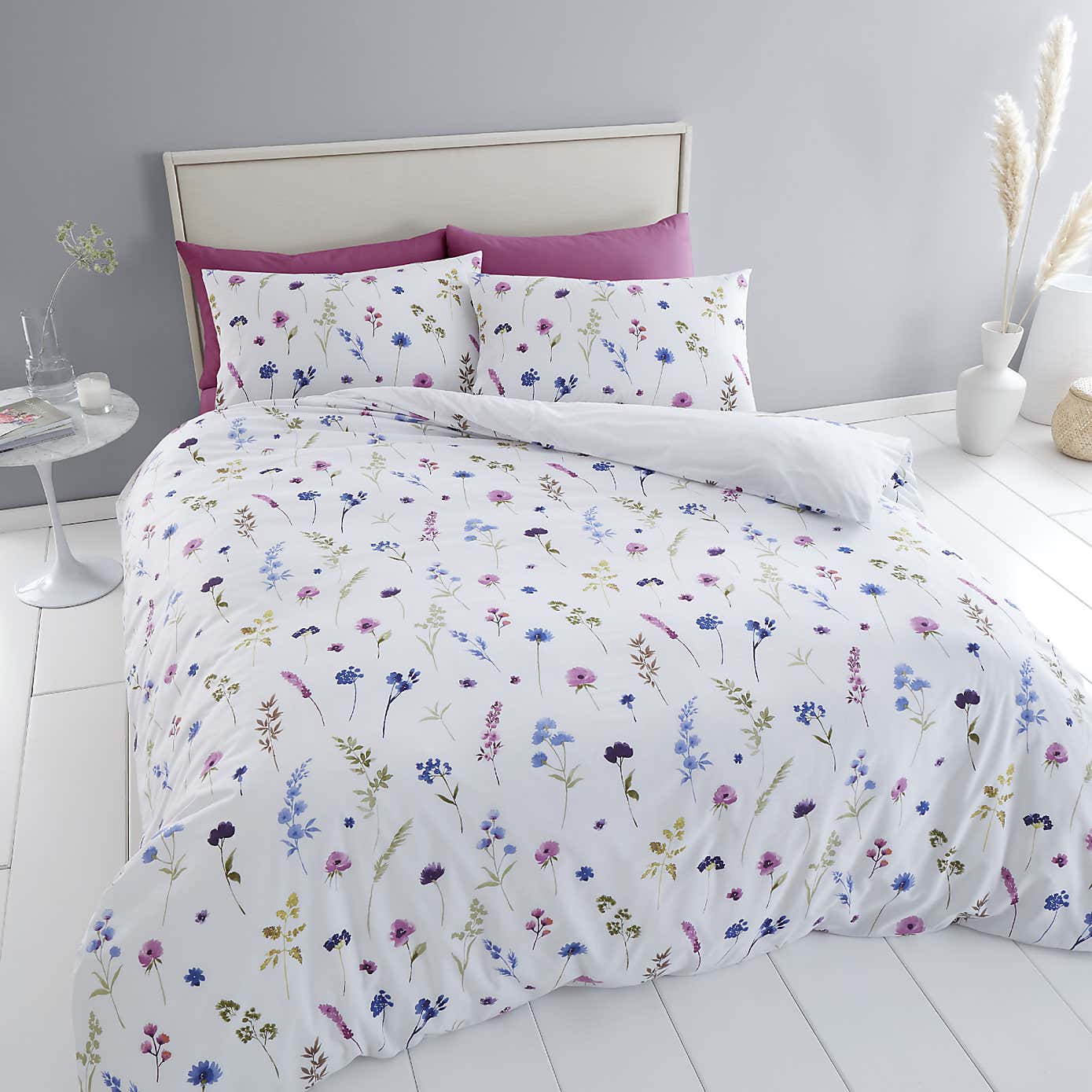 Catherine Lansfield Countryside Floral Reversible White Duvet Cover & Pillowcase Set