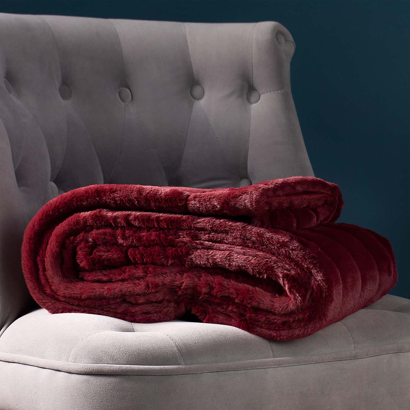 Empress Faux Fur Throw