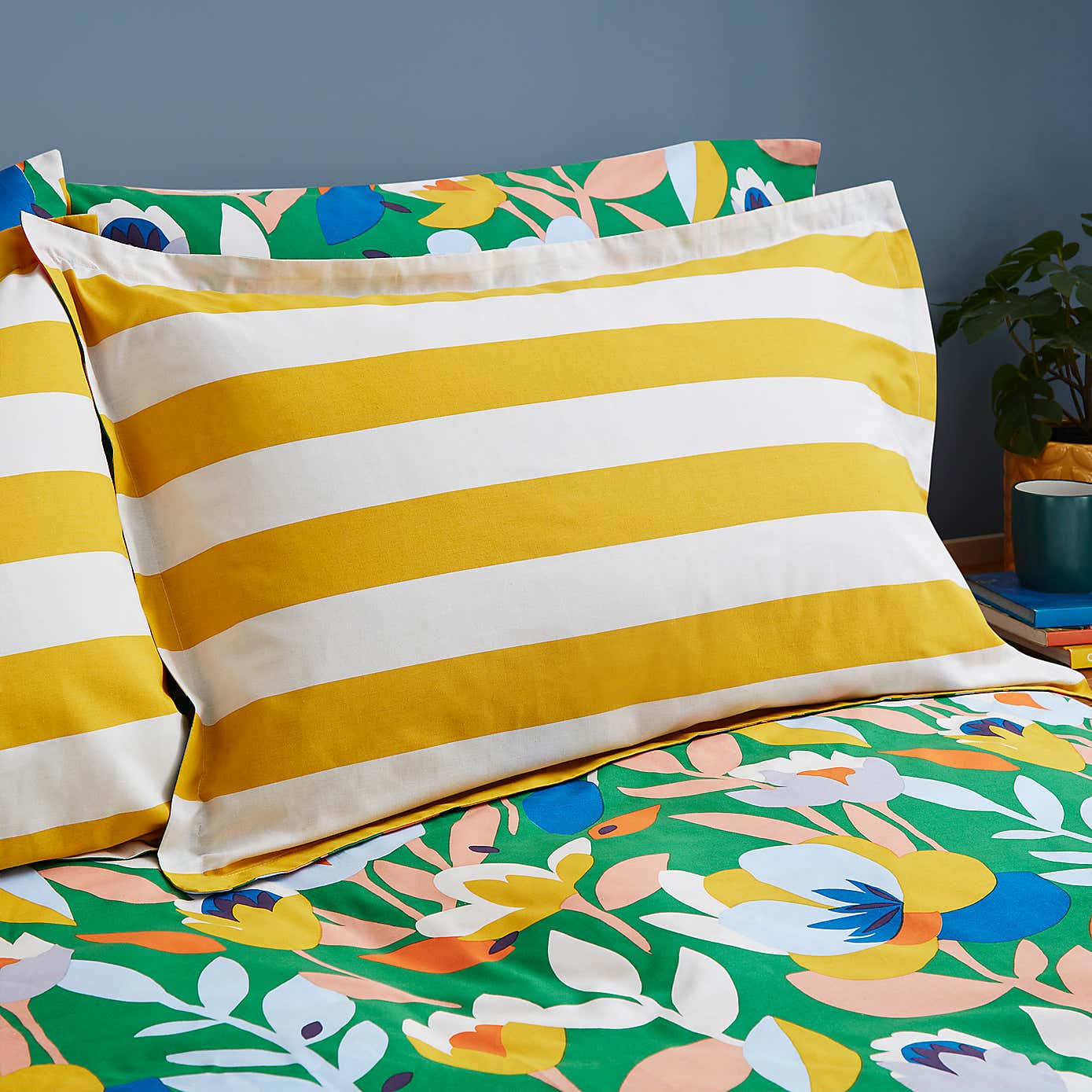 Elements Fieldsley Multicoloured Cotton Duvet Cover and Pillowcase Set