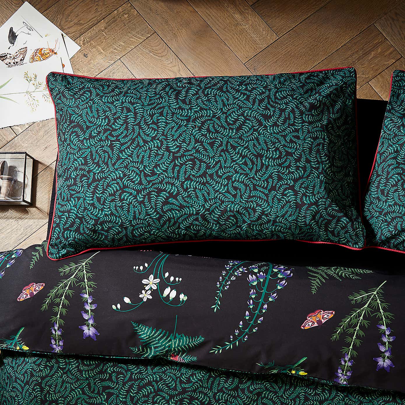 Moorland Flora Black Duvet Cover and Pillowcase Set