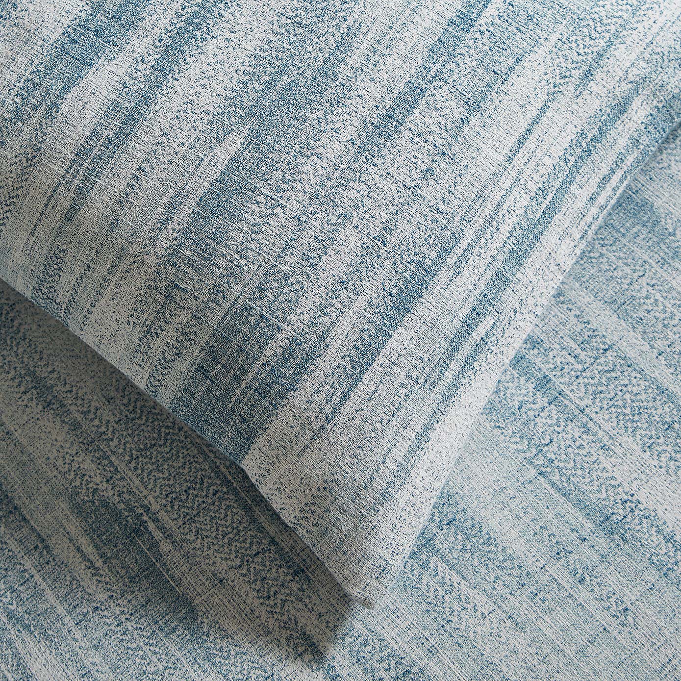 Oceana Jaquard 100% Cotton Duvet Cover and Pillowcase Set