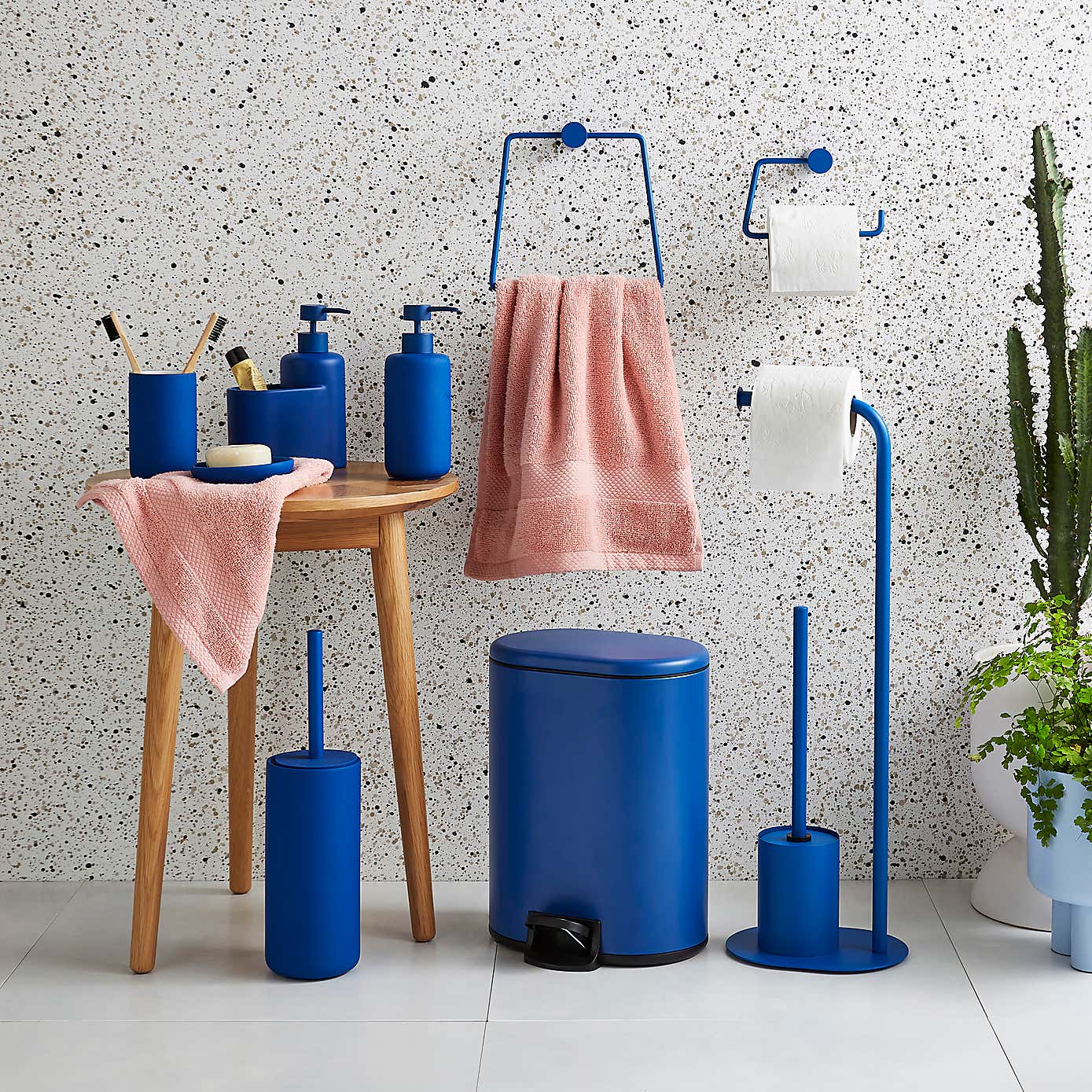 Elements Matte Soap Dish