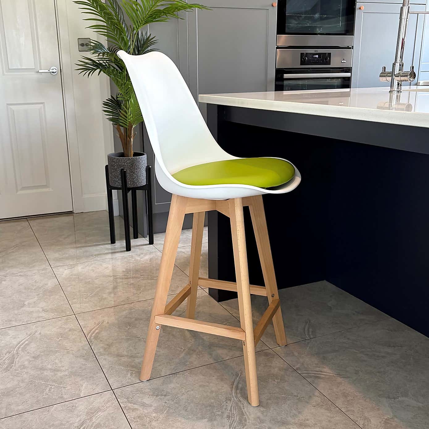 Fusion Living Soho White Plastic Bar Stool