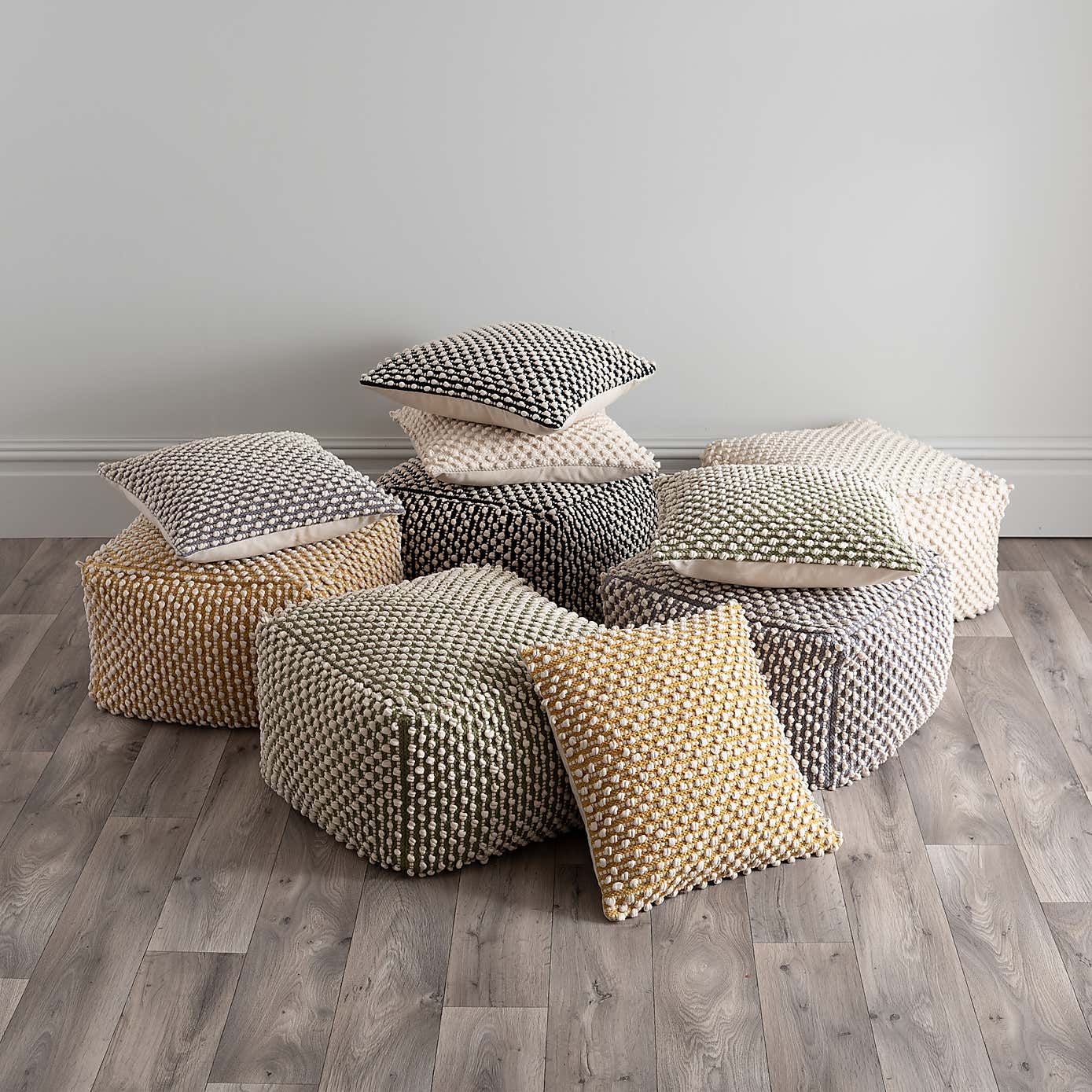 Jersey Black Bobble Cube