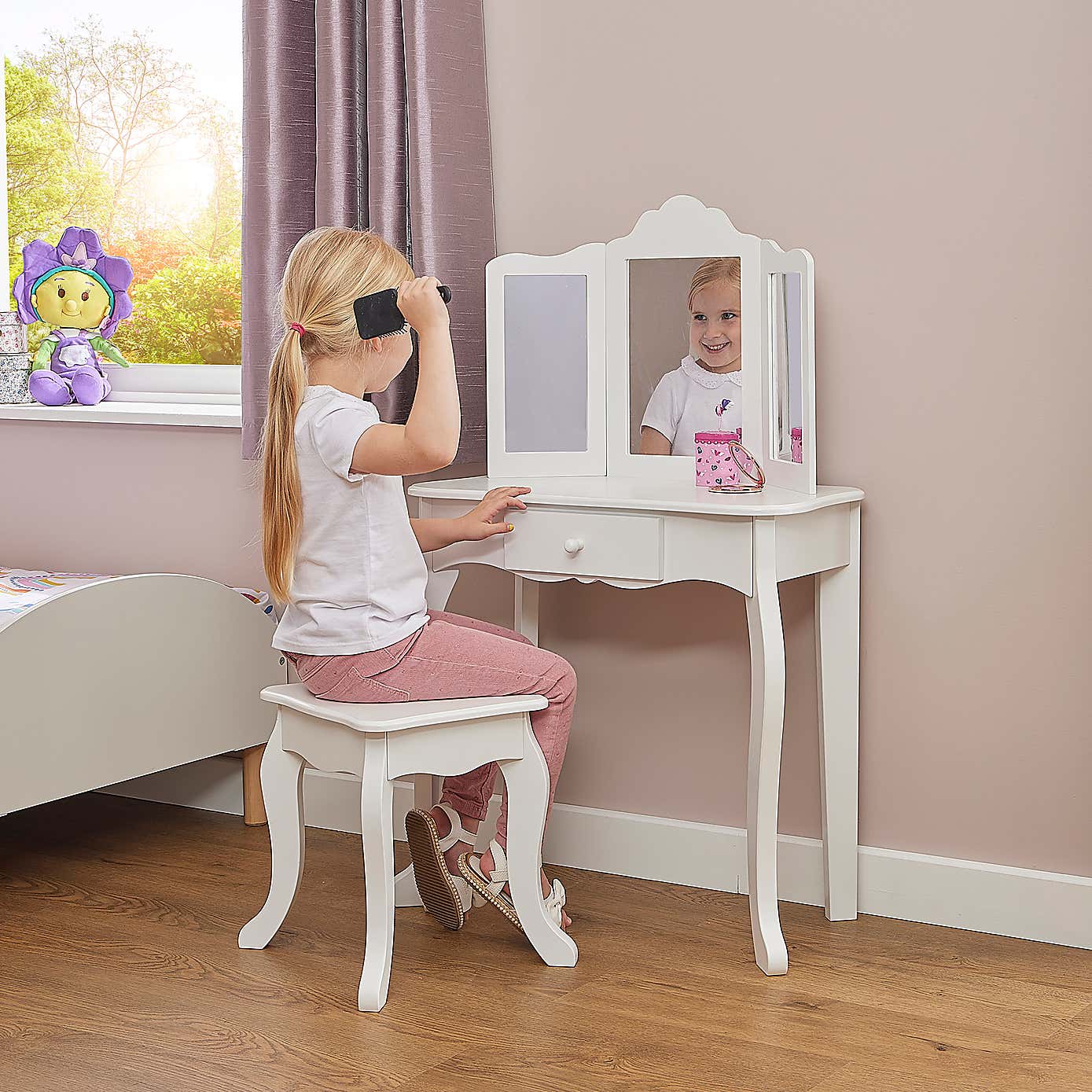 Liberty House Kids Vanity Table And Stool Set