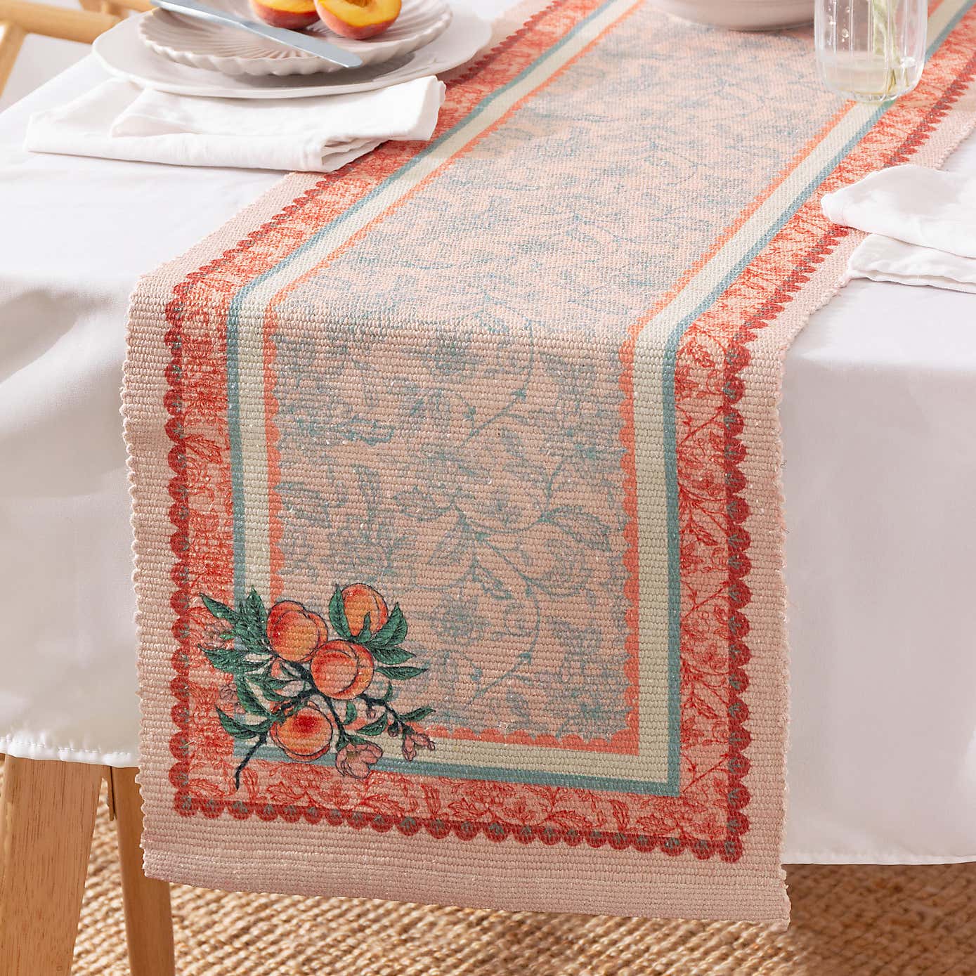 furn. Anemone Peaches Table Runner
