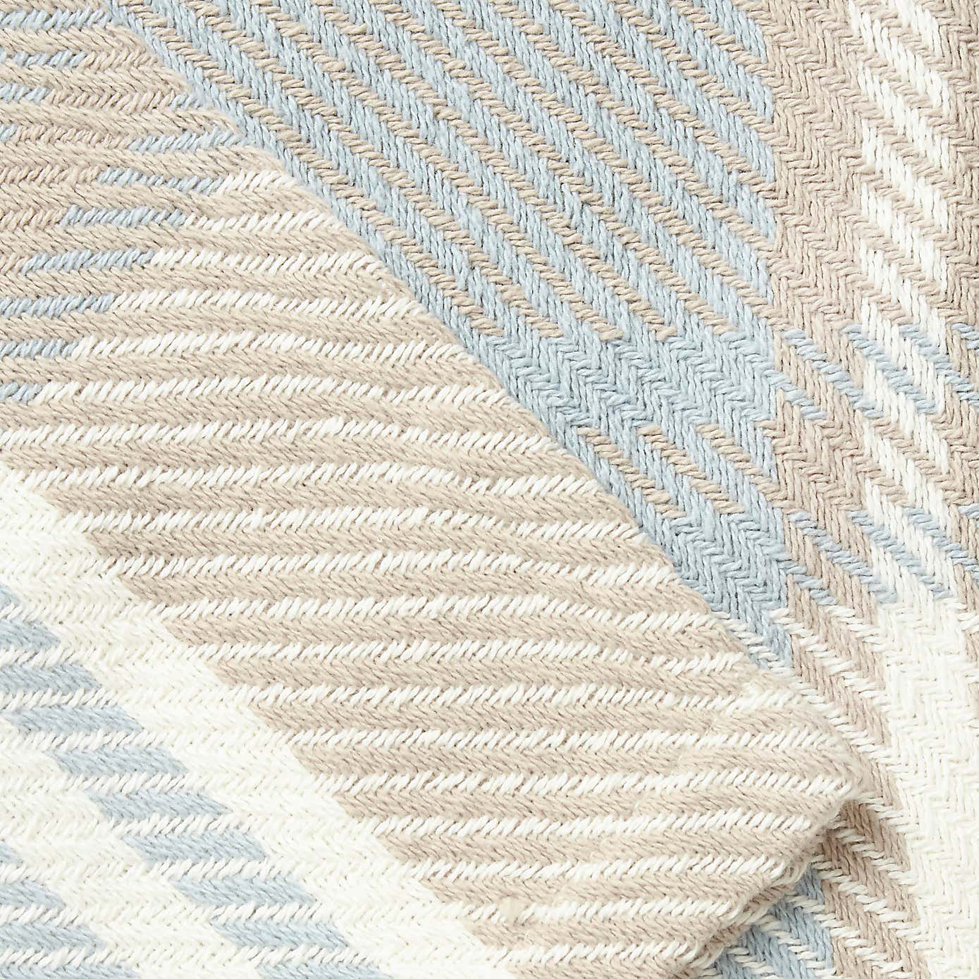 Carrie 130cm x 180cm Throw