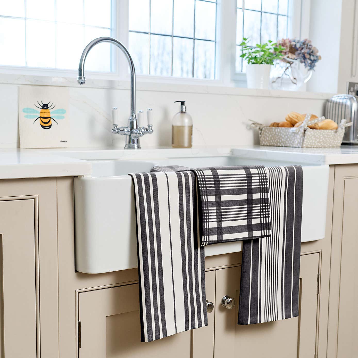 Dexam Love Colour Set of 3 Extra Large Tea Towels