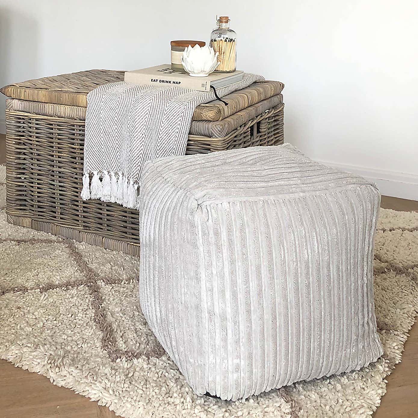 Ru Comfy Jumbo Cord Cube Beanbag