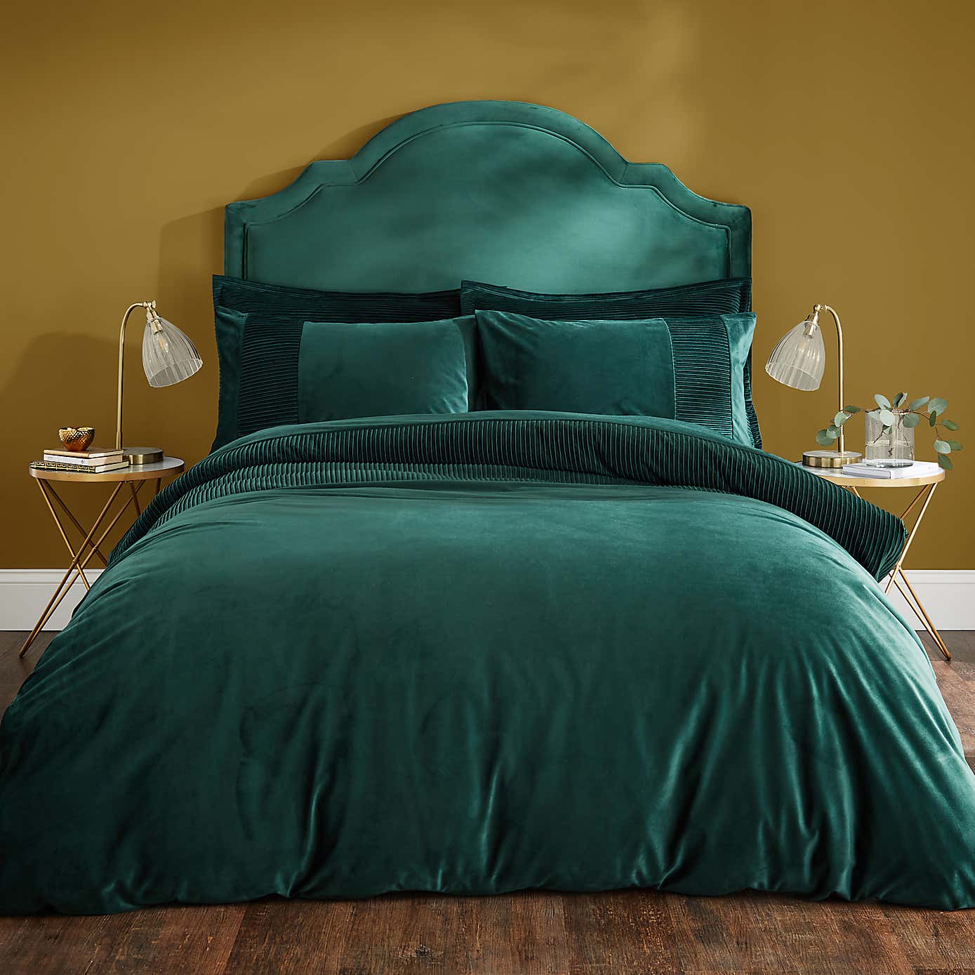 Liliana Pleated Velvet Duvet Cover and Pillowcase Set