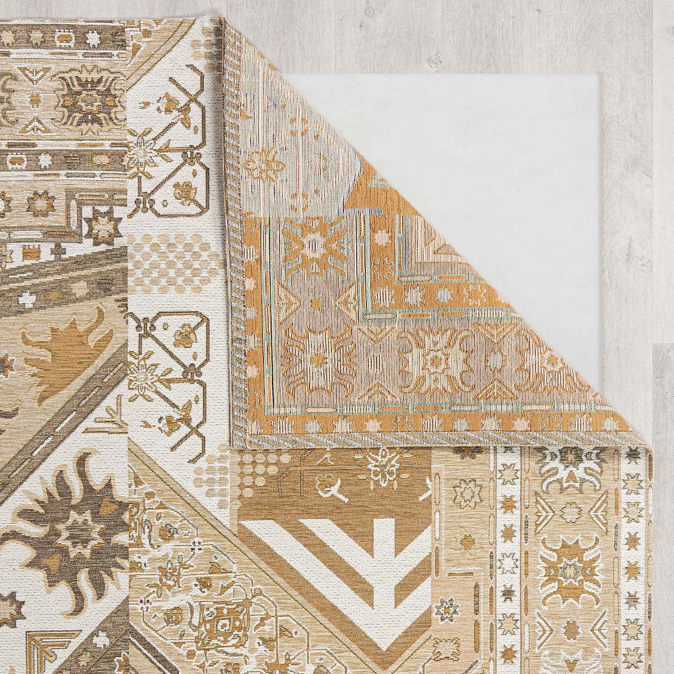 Traditional Patchwork Rug