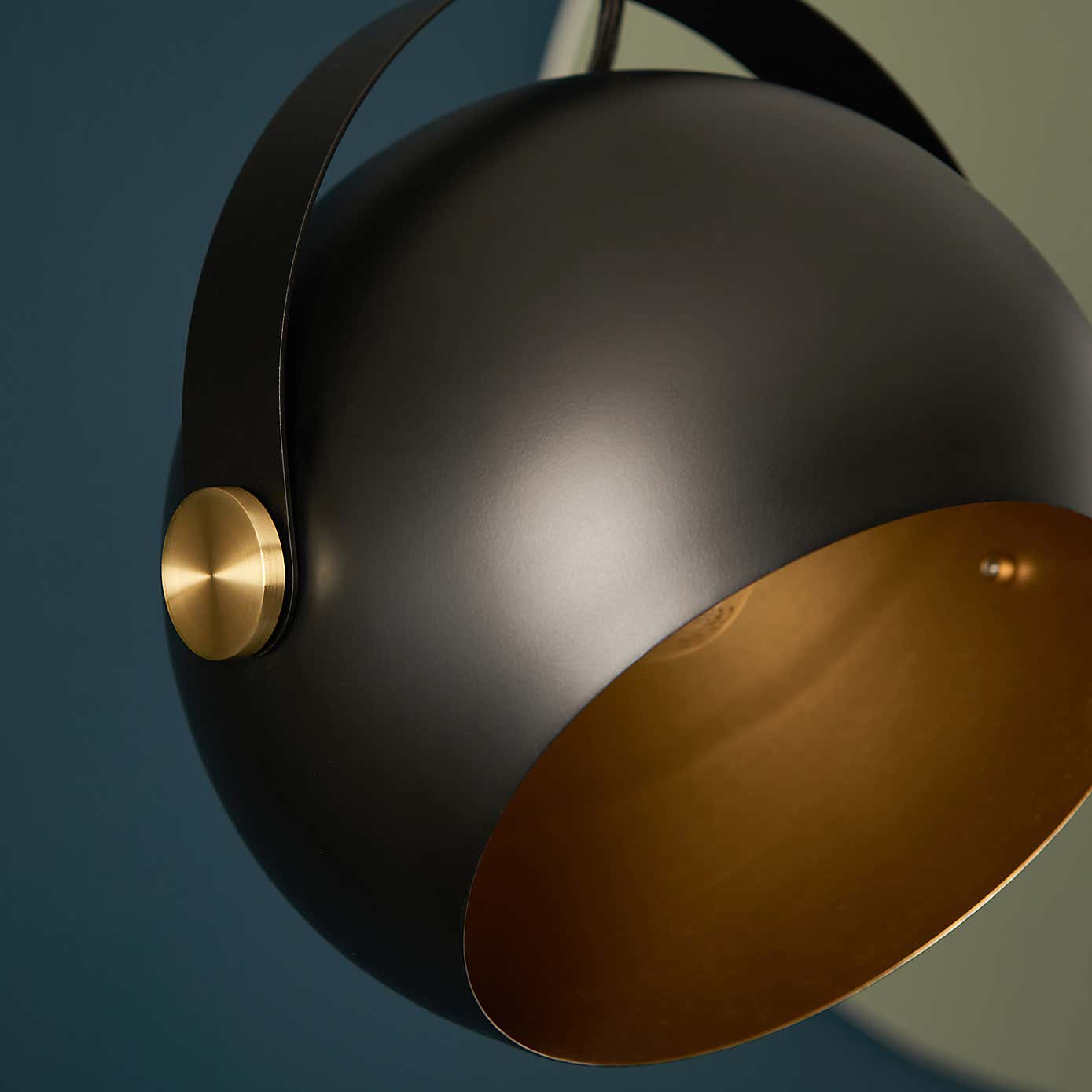 Olympa Industrial Adjustable Pendant Light