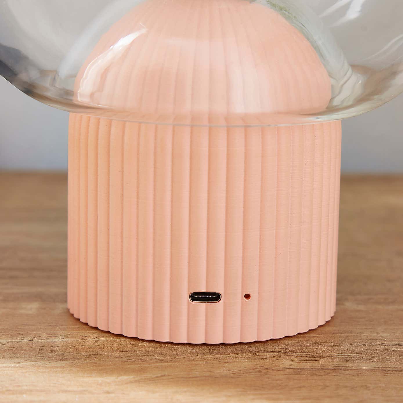 Harlo Ribbed Dimmable Touch Table Lamp