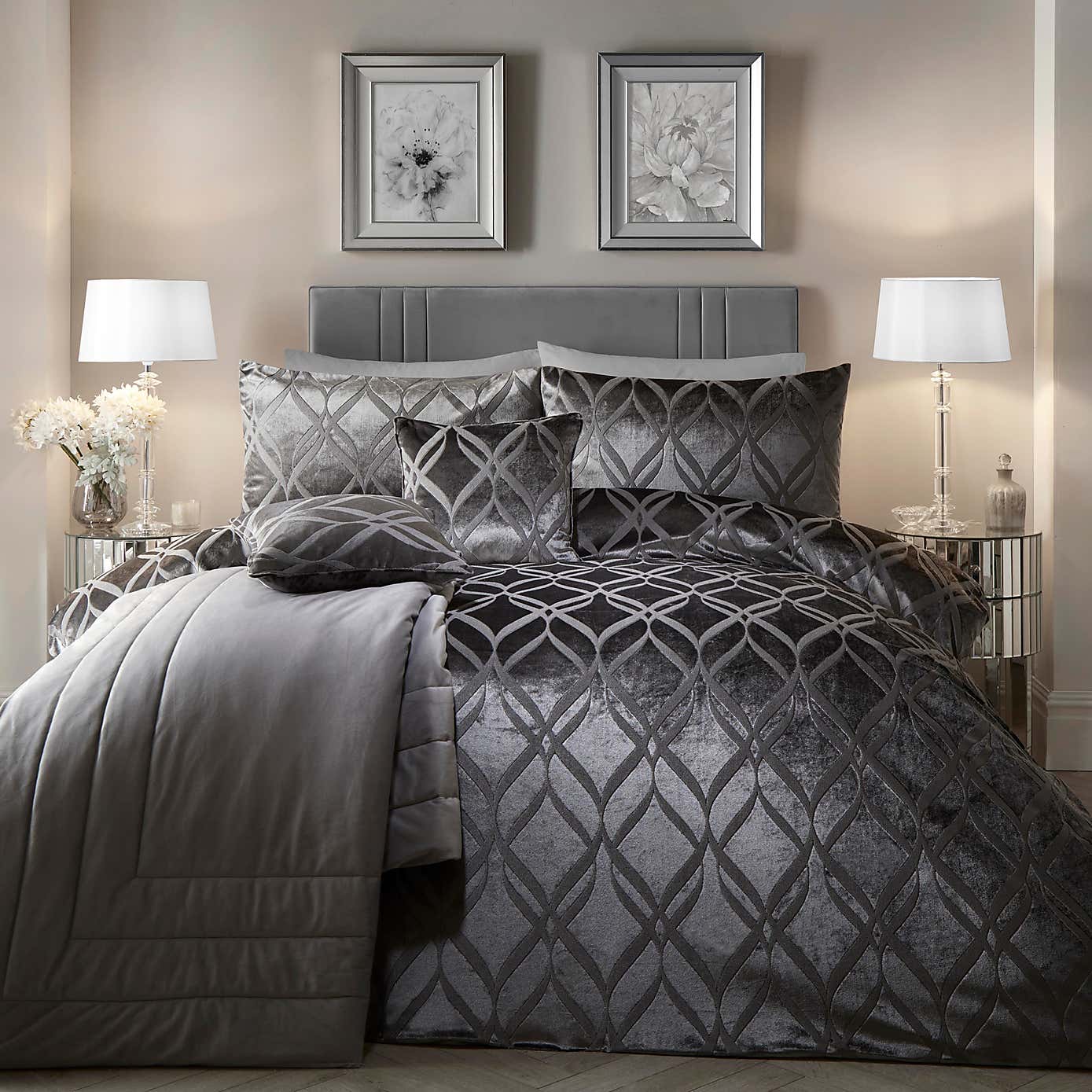 Belfort Duvet Cover and Pillowcase Set