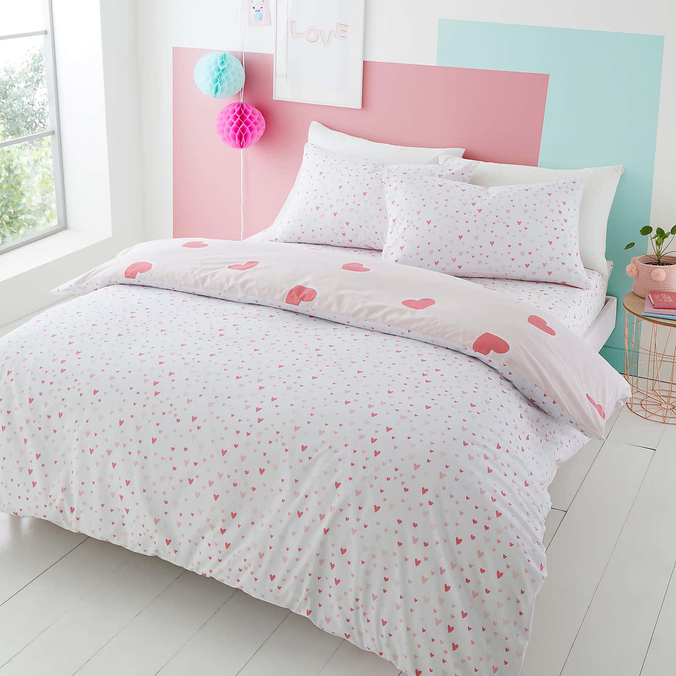 Love Hearts Duvet Cover and Pillowcase Set