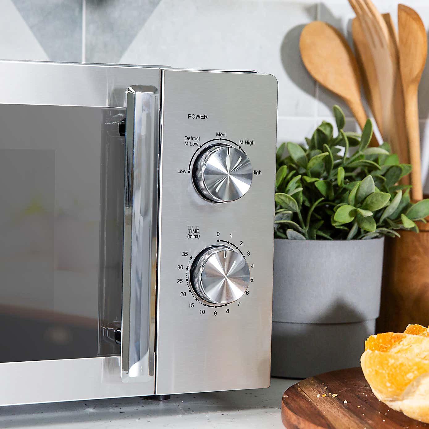 Russell Hobbs Compact 20L Stainless Steel Manual Microwave