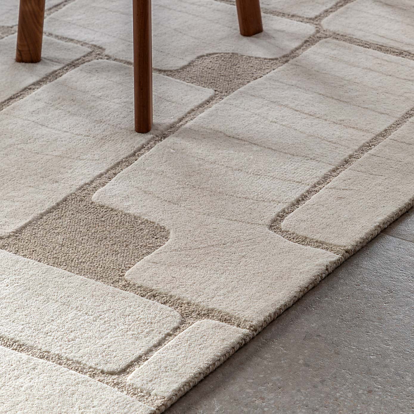 Cedar and Sage Pavia Tufted Graphic Rug