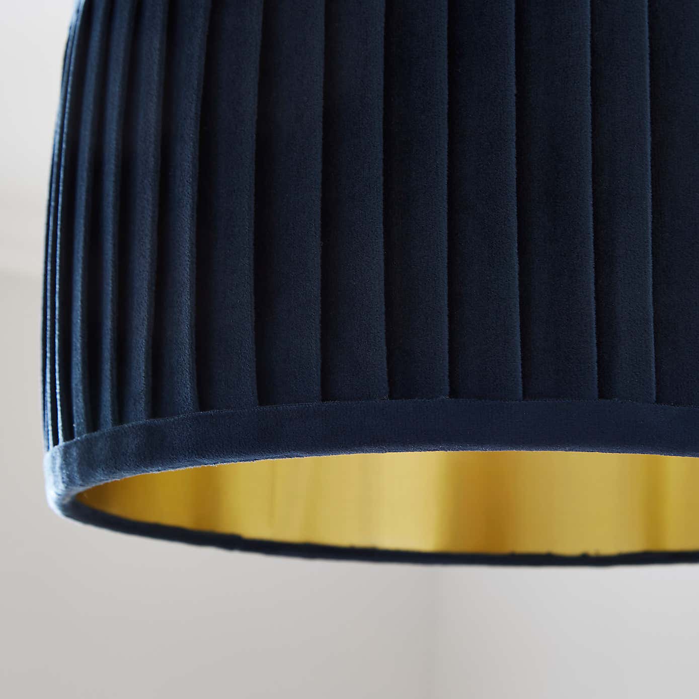 Sawyer Pleated Velvet Drum Lamp Shade