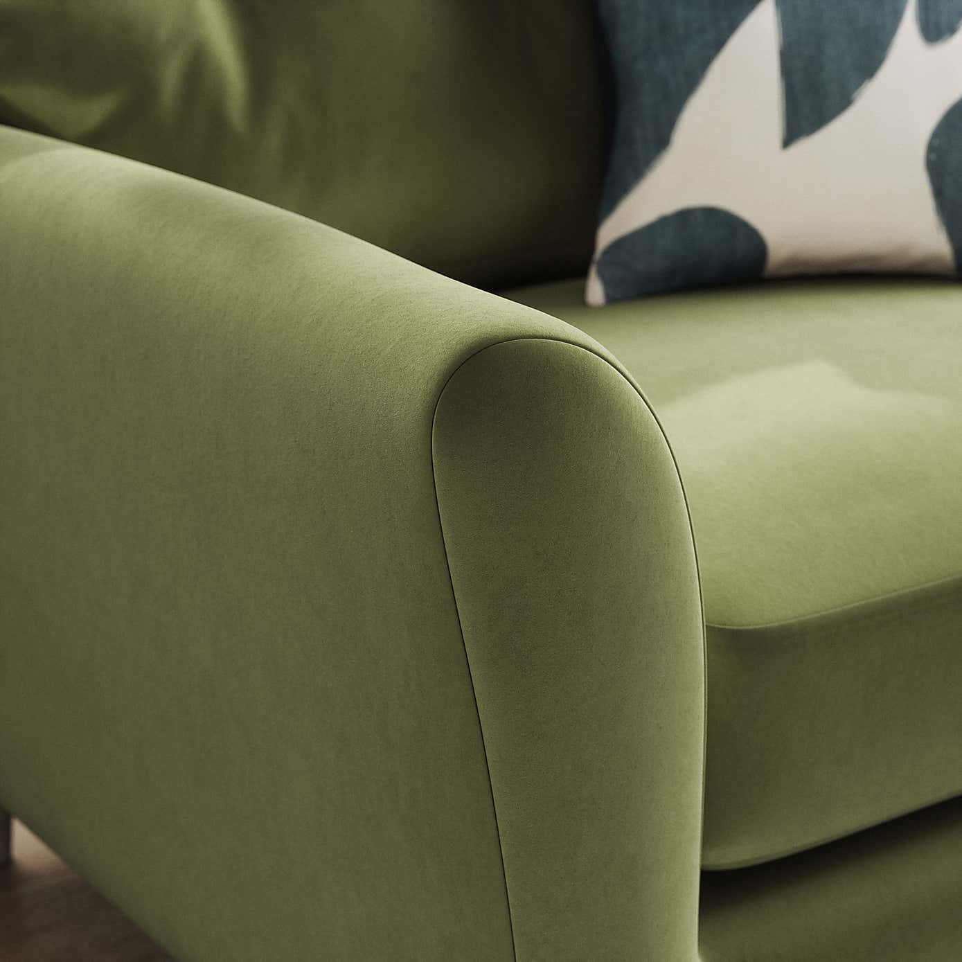 Sven Opulent Velvet Snuggle Chair