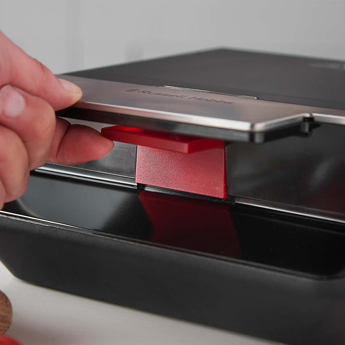 Russell Hobbs Black Sandwich Toaster