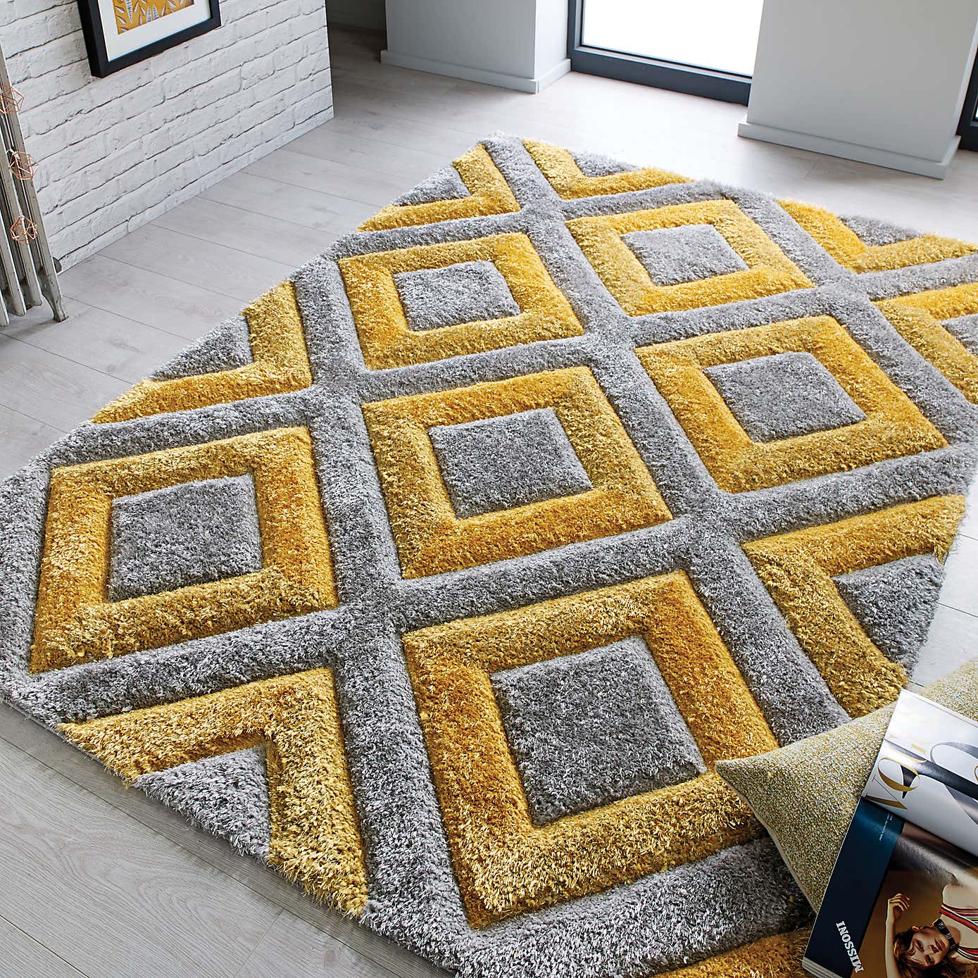 Velvet 3D Geometric Diamonds Rug