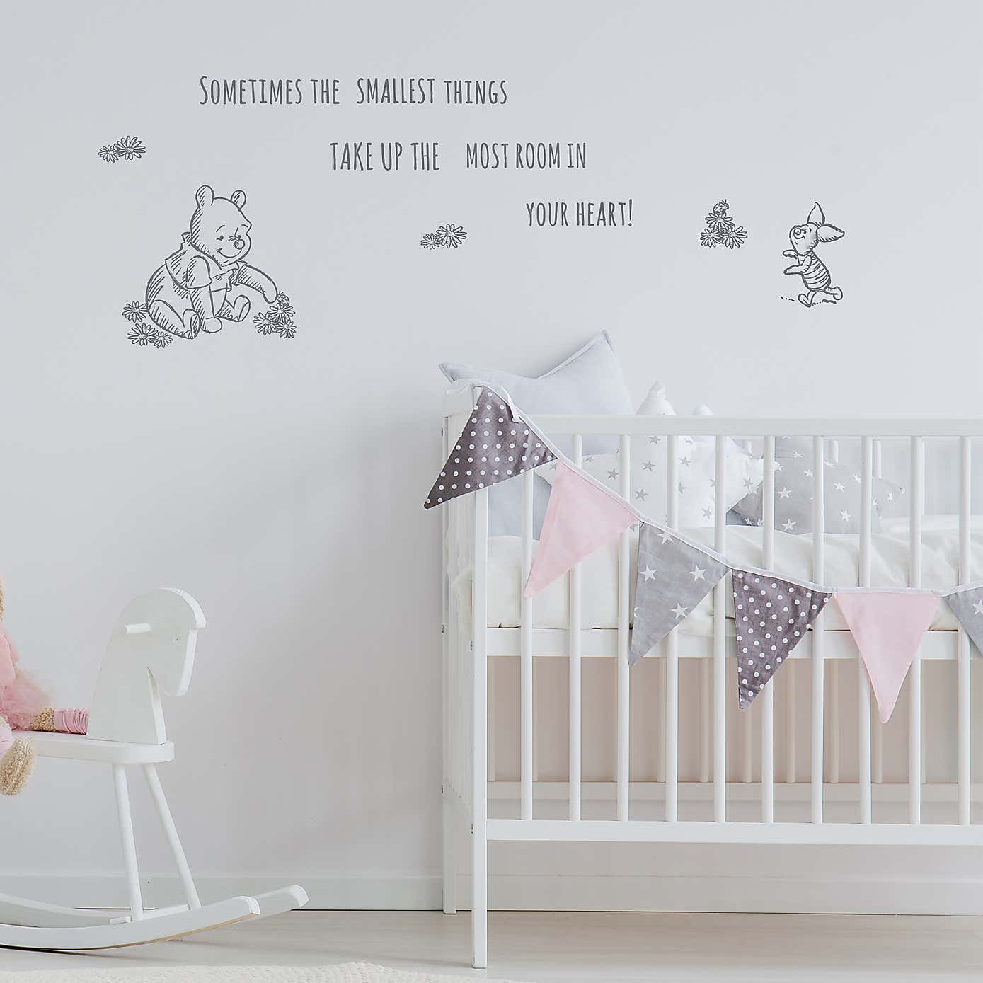Disney Winnie Mndful Pooh Small Wall Sticker