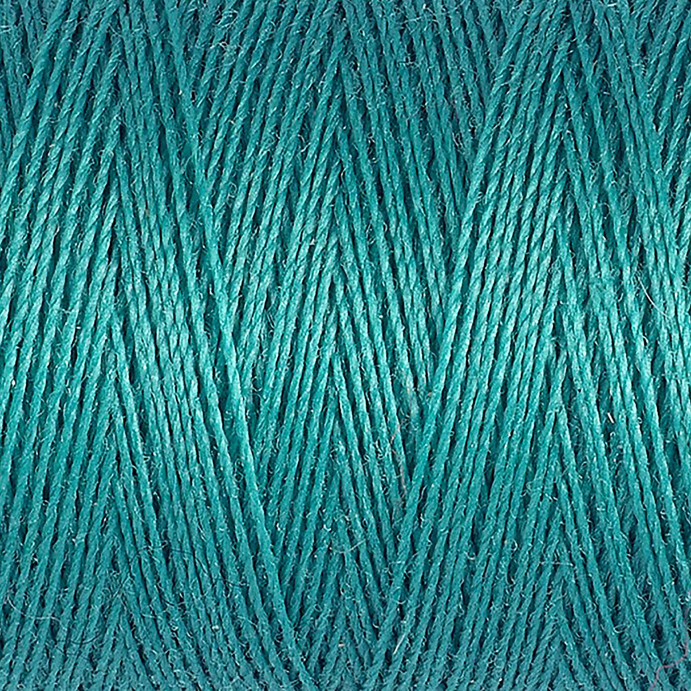 Gutermann Sew All Thread Rich Jade (107)