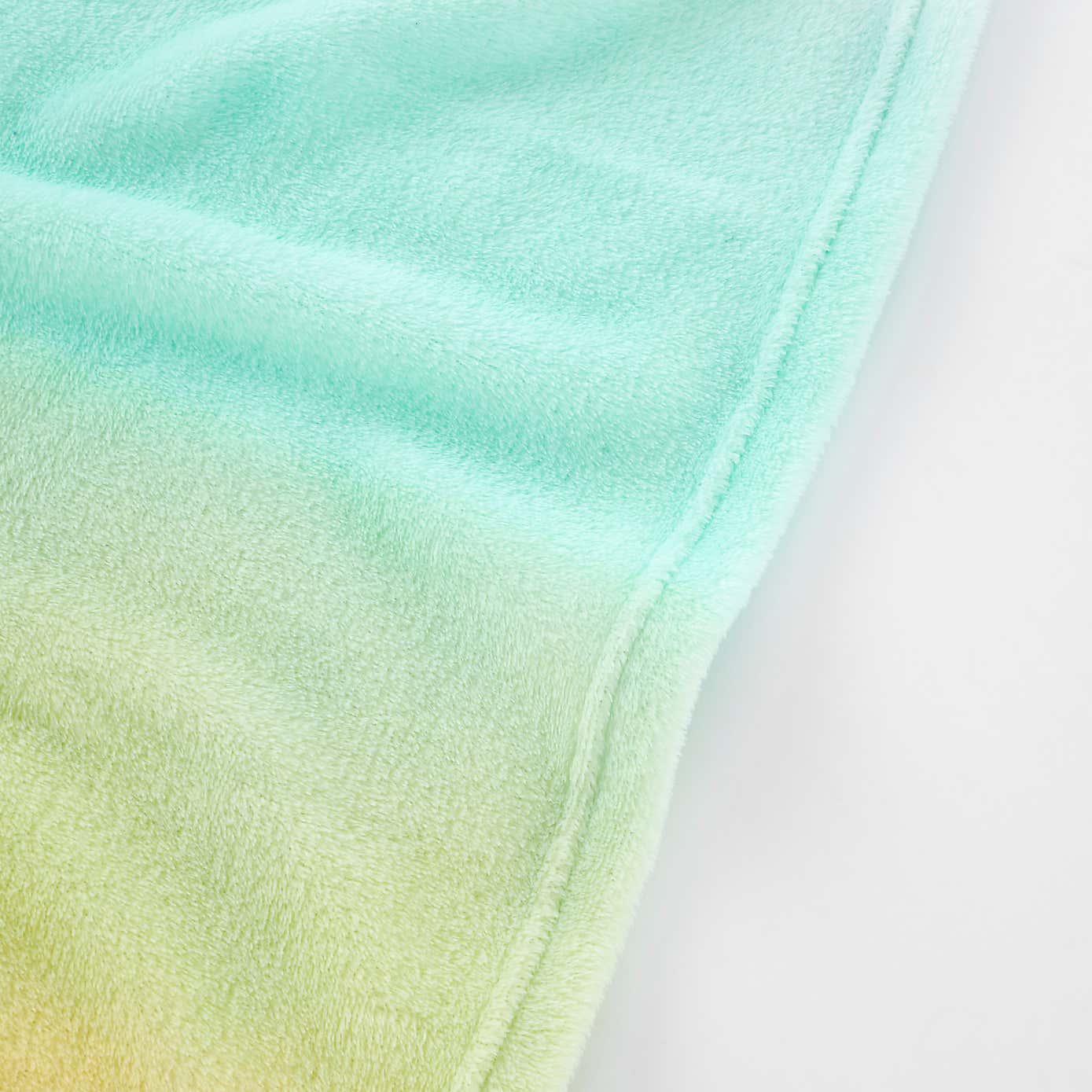 Pastel Ombre Fleece Throw