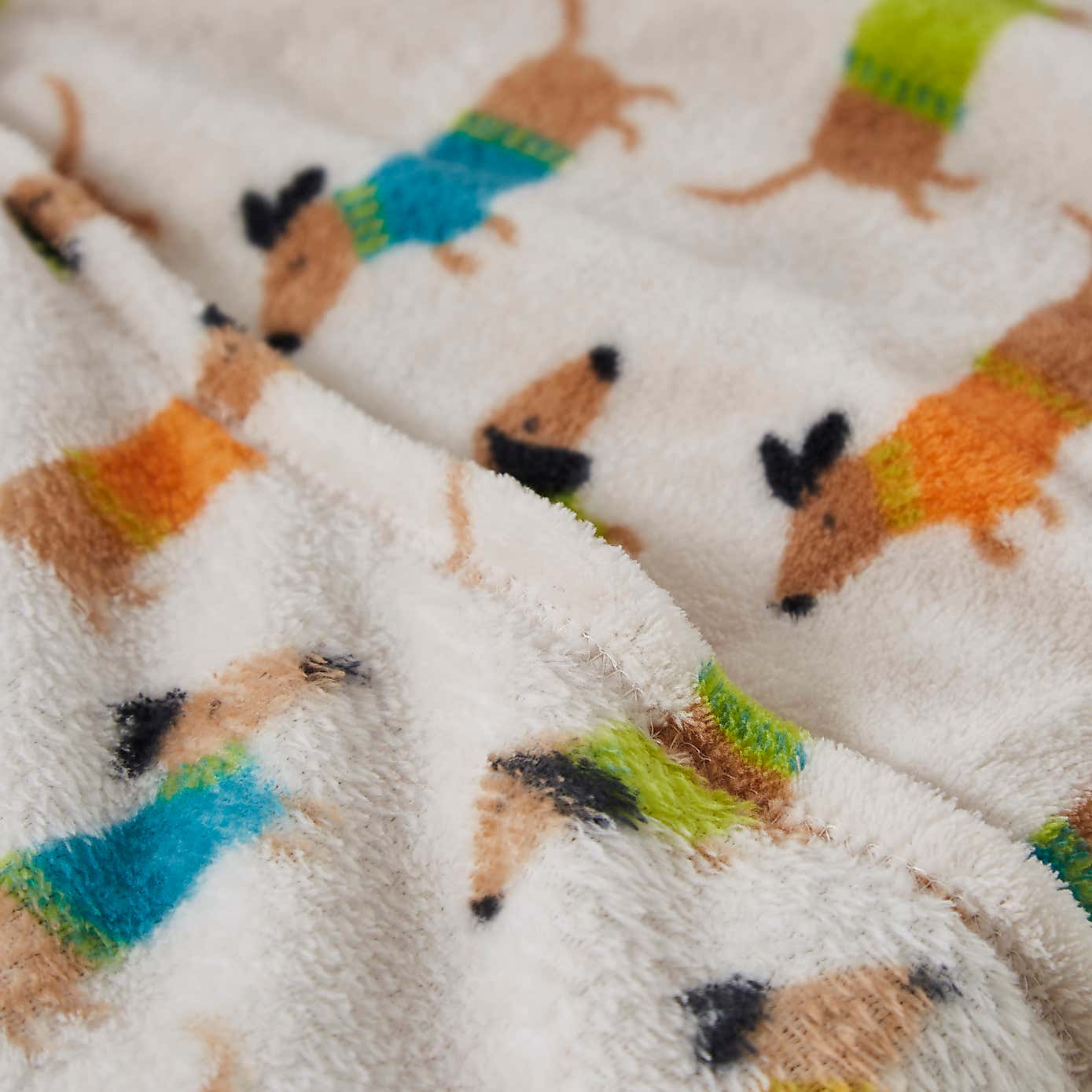 Sam the Sausage Dog Throw 130cm x 170cm