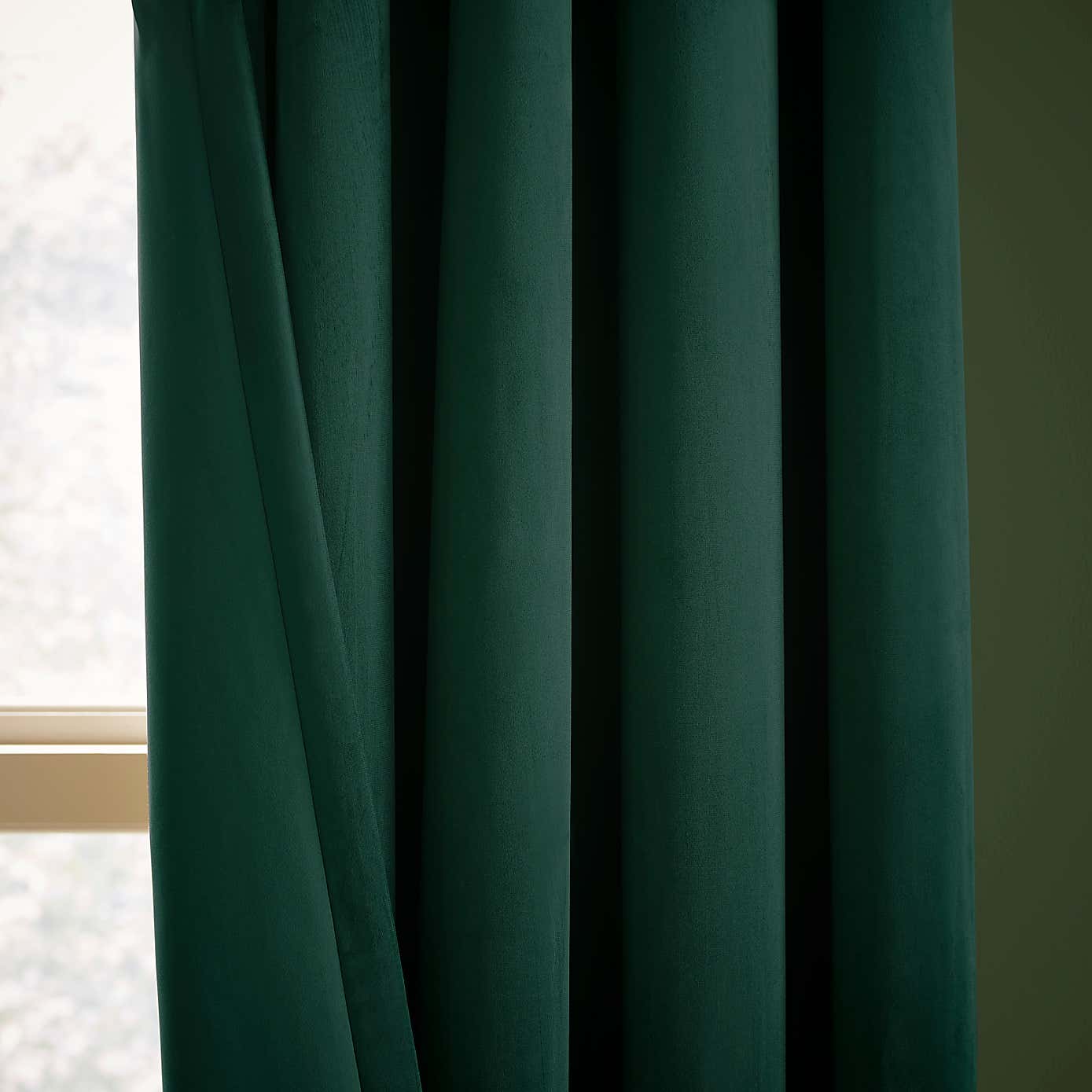 Recycled Velour Eyelet Curtains