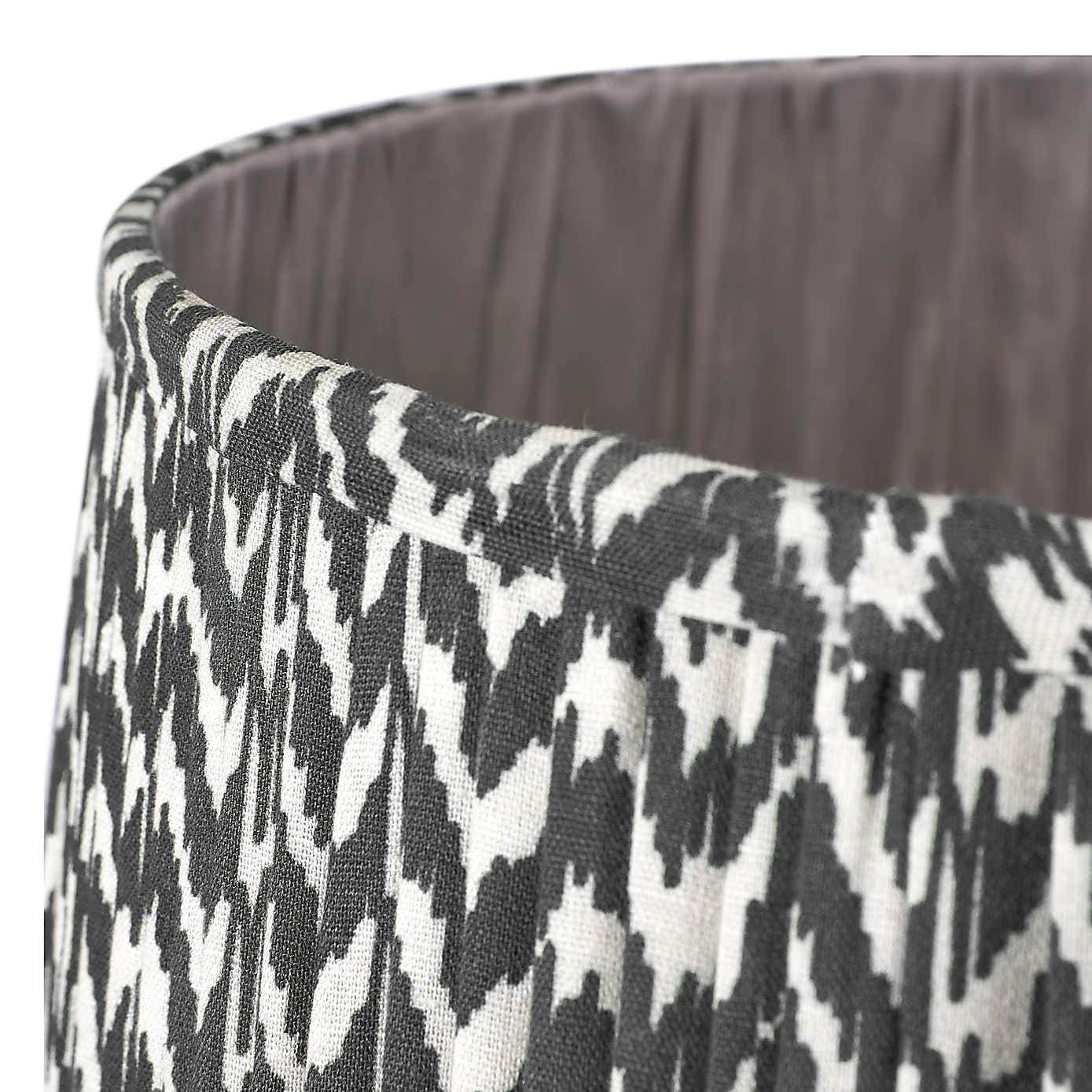 Vienna Chevron Mushroom Pleat Shade