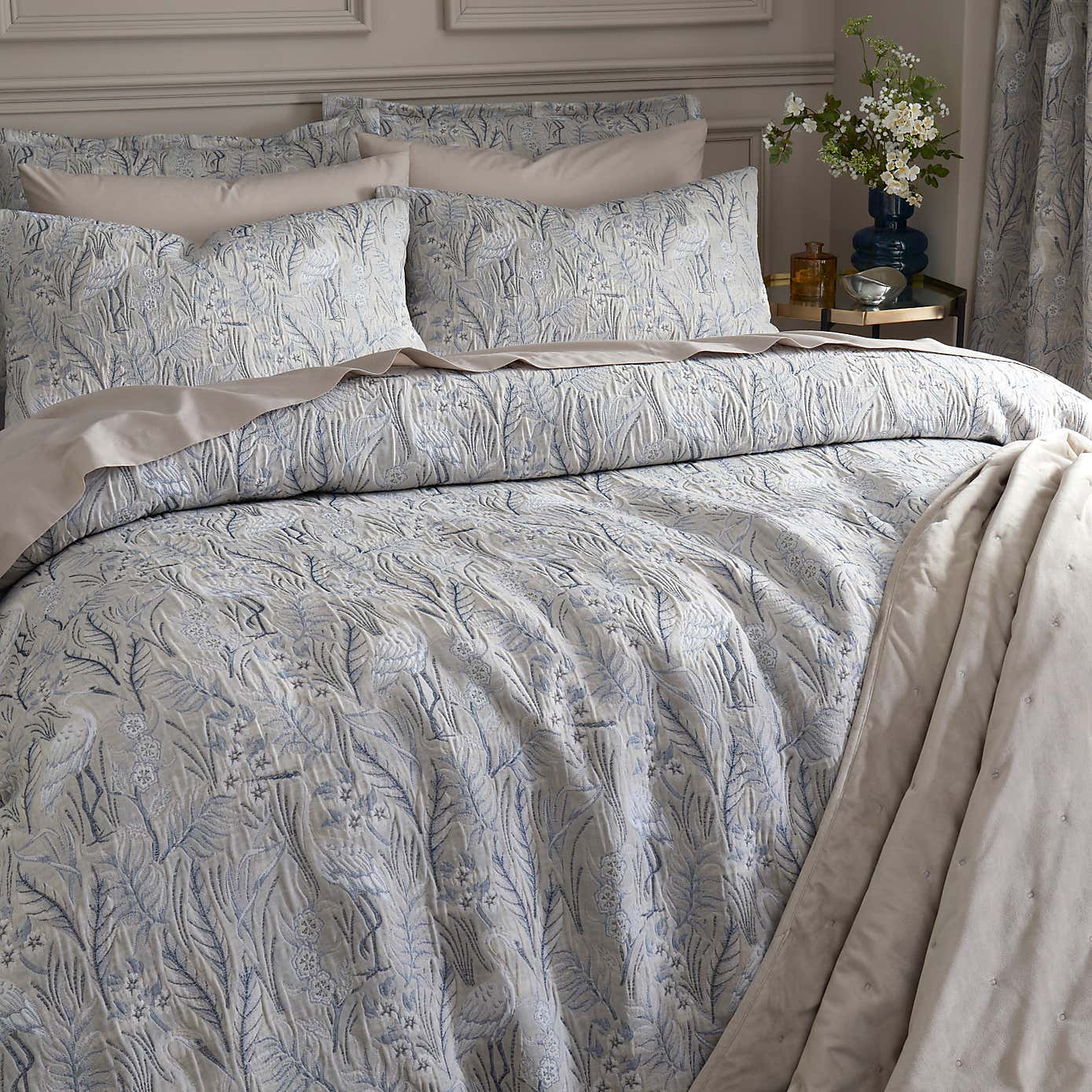 Mai Heron Duvet Cover & Pillowcase Set
