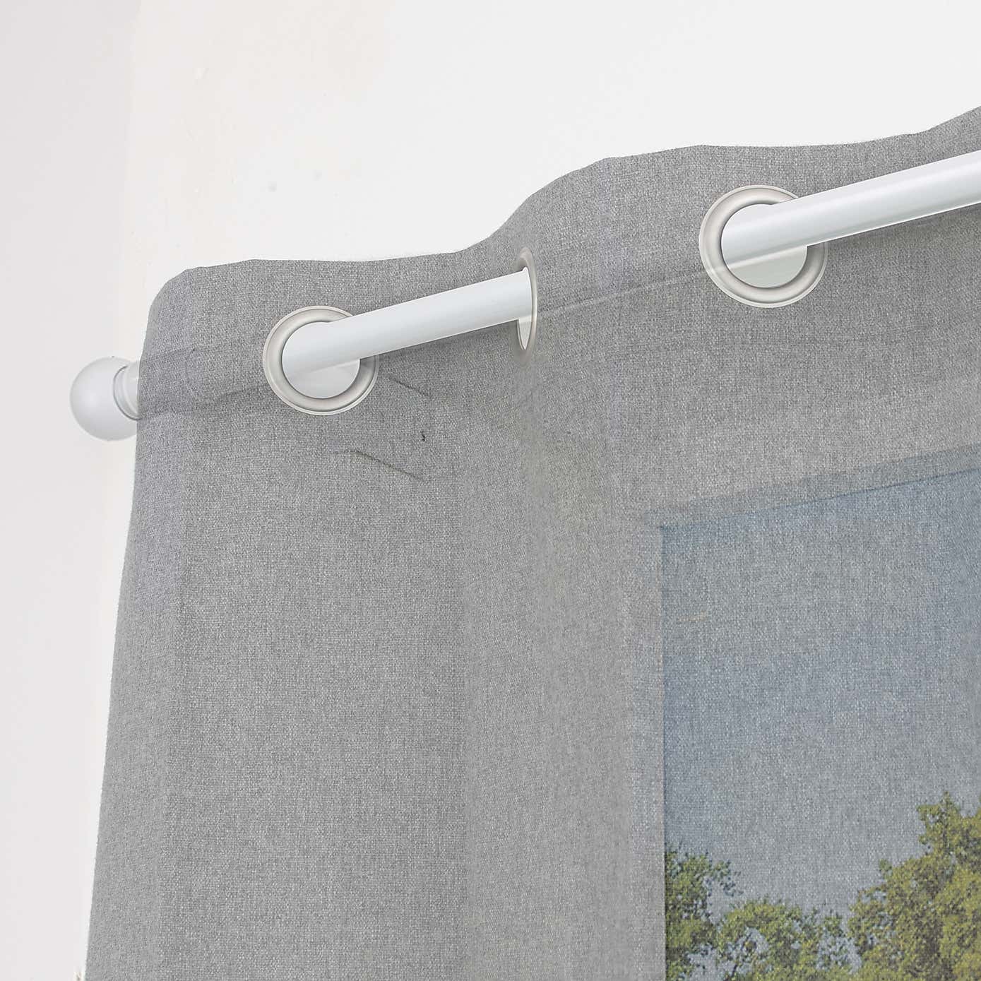 No Drills Extendable Eyelet Curtain Pole