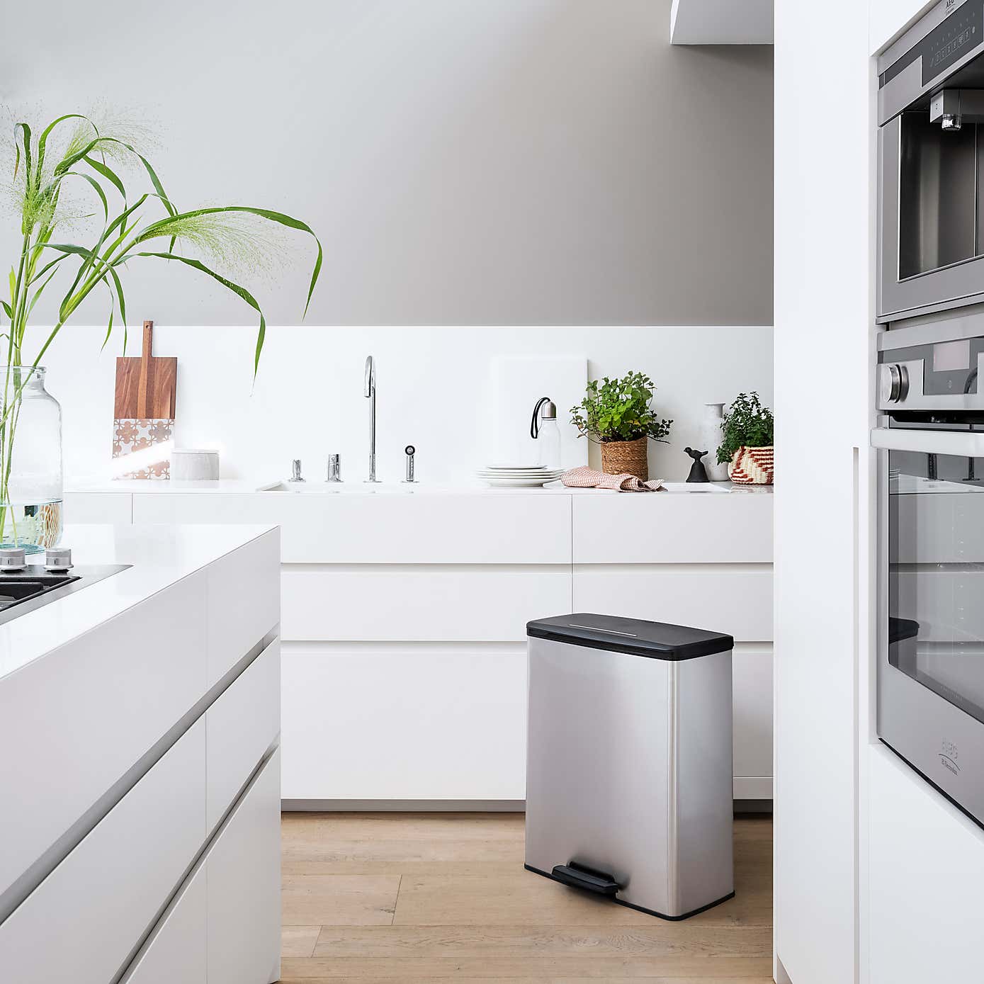 Curver Deco Bin 65L Silver