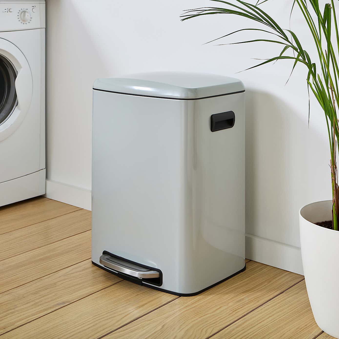 Retro Shape 50L Pedal Bin