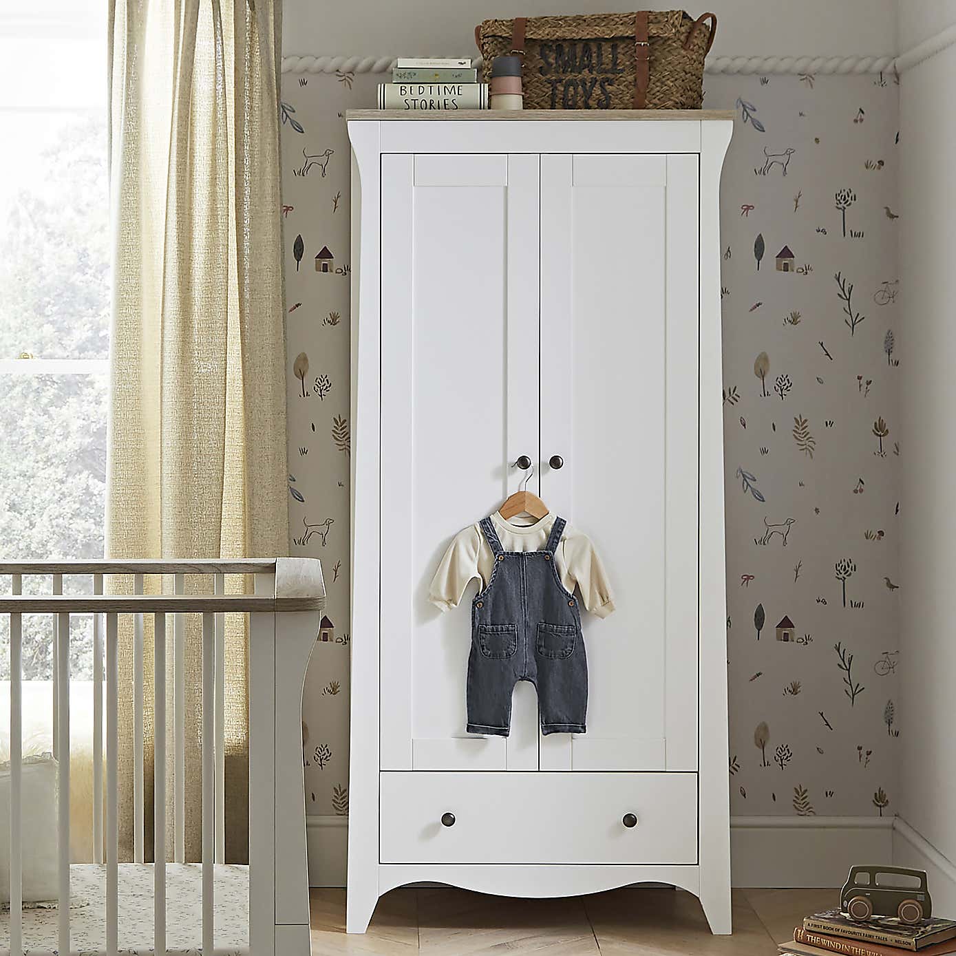 CuddleCo Clara 2 Door Wardrobe
