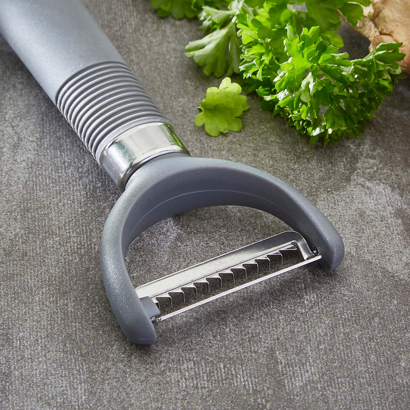 Y Peeler with Soft Grip Handle