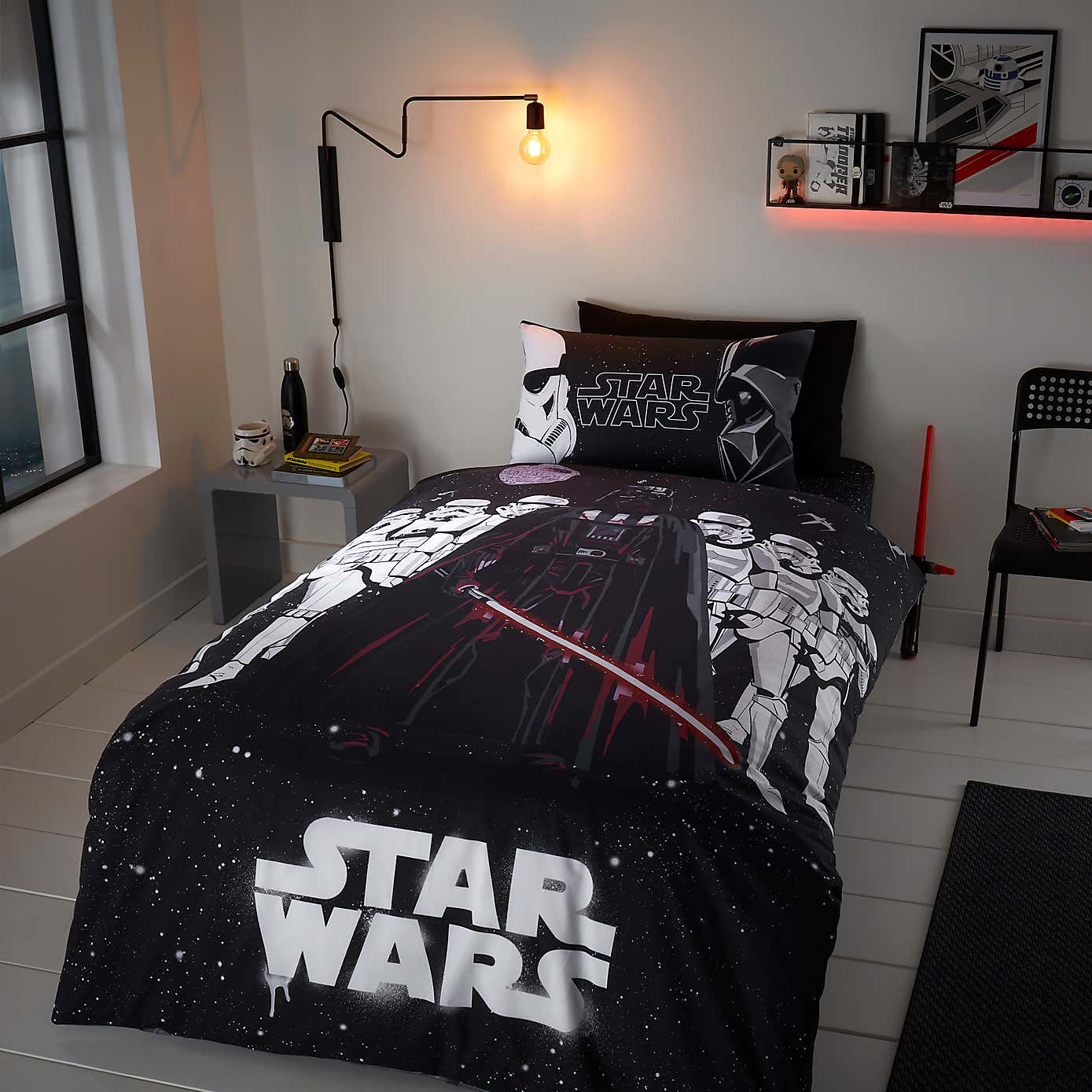 Disney Star Wars Darth Vader Duvet Cover and Pillowcase Set