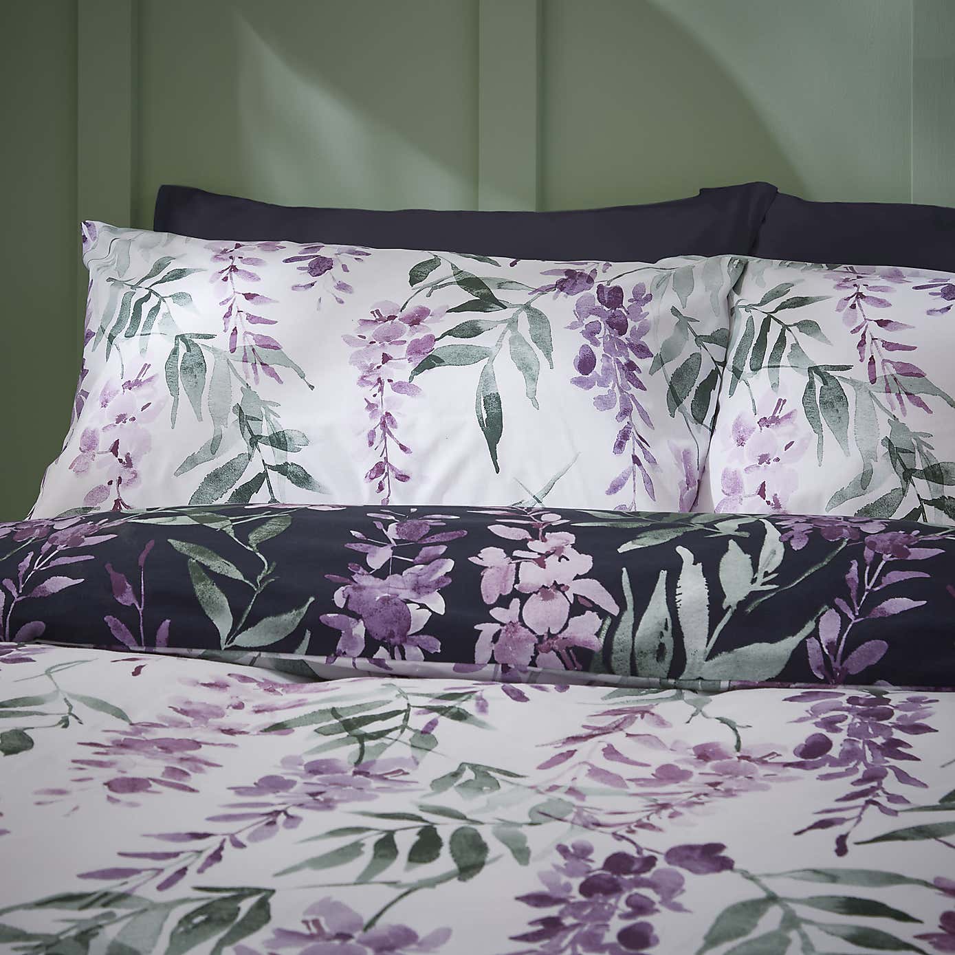 Catherine Lansfield Wisteria Reversible White Duvet Cover & Pillowcase Set