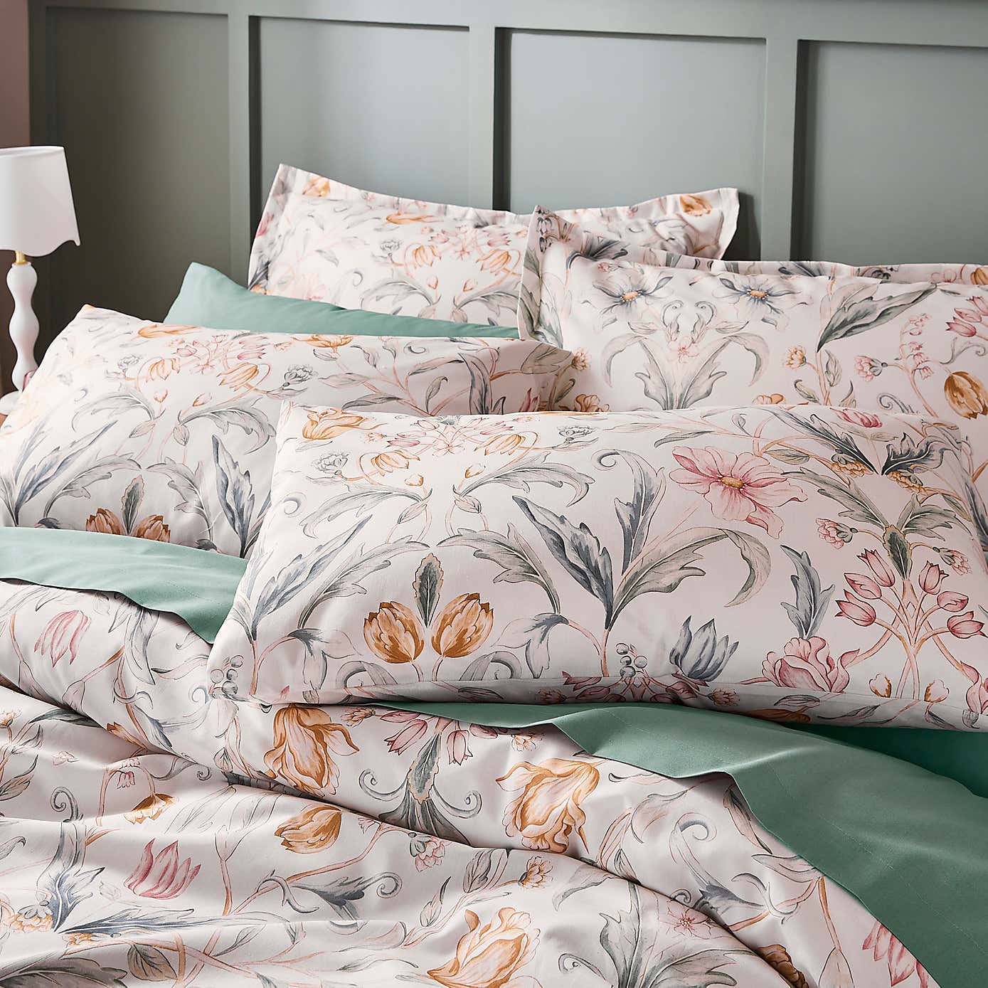 Imi Tulip Floral 144 Thread Count Cotton Duvet Cover & Pillowcase Set