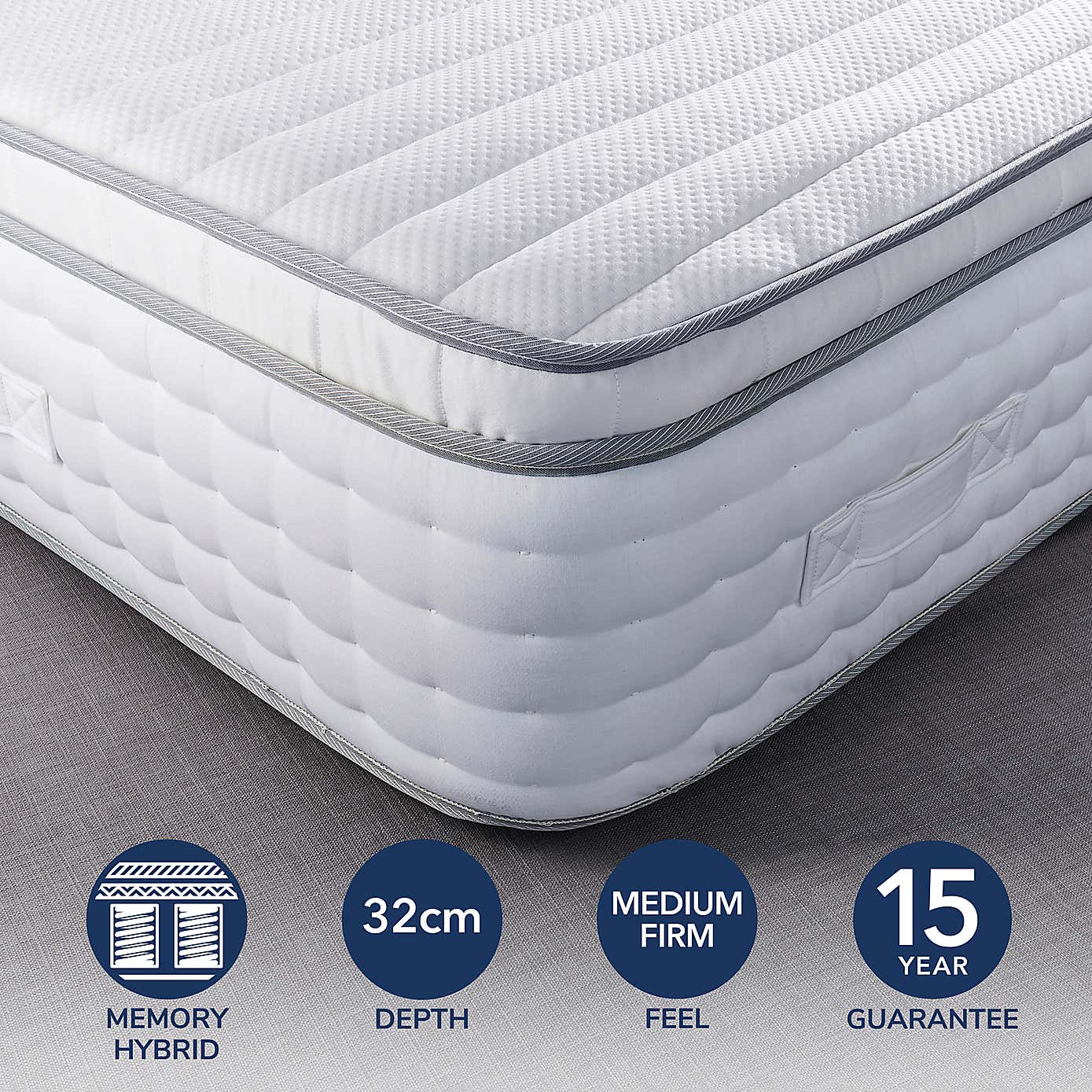 Hotel Memory Foam Pillow Top 2000 Pocket Sprung Mattress