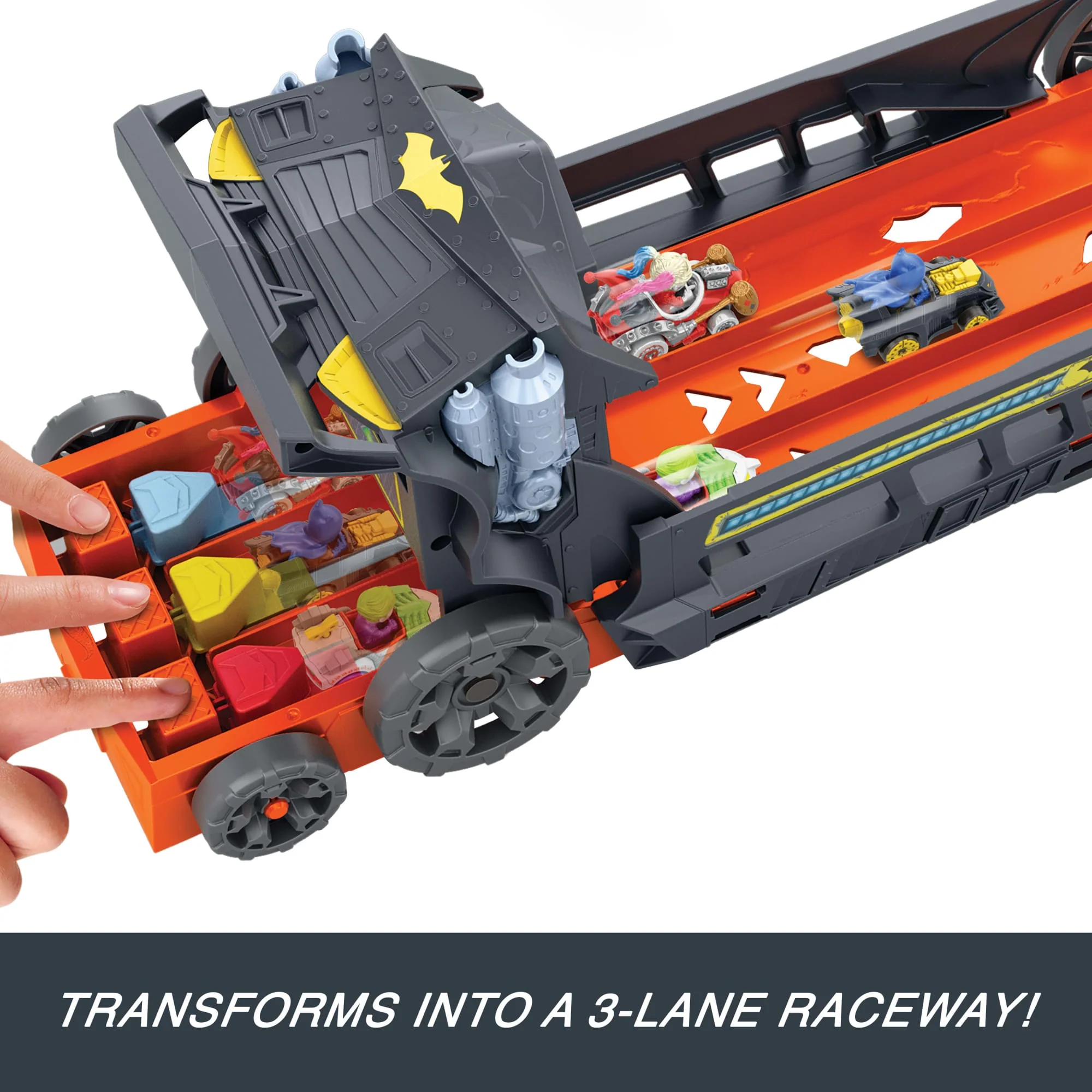 Hot Wheels Racerverse Batman's Escape Chase Track Set, Die-Cast Joker & Batman Toy Cars