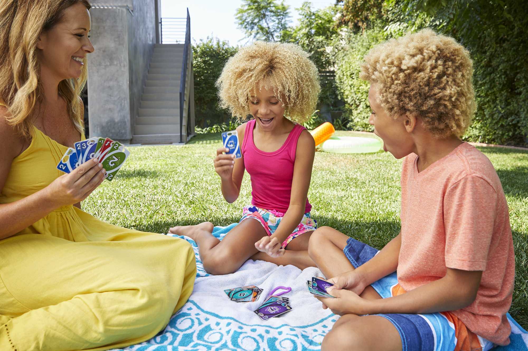 UNO Flip Splash Matching Card Game For 7 Year Olds & Up