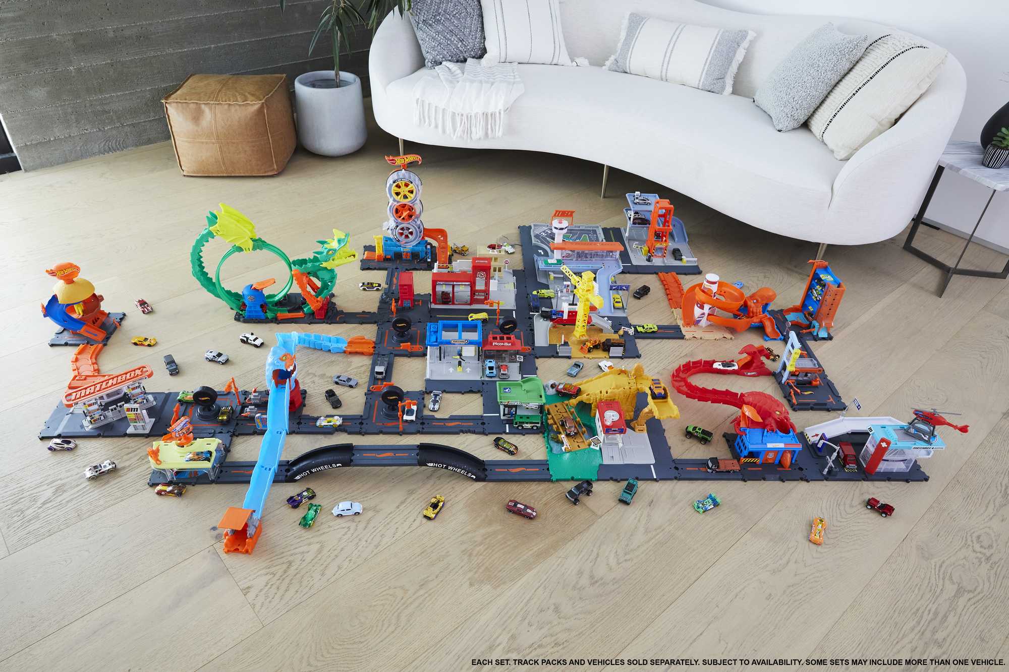 Hot Wheels City Downtown Repair Station Playset