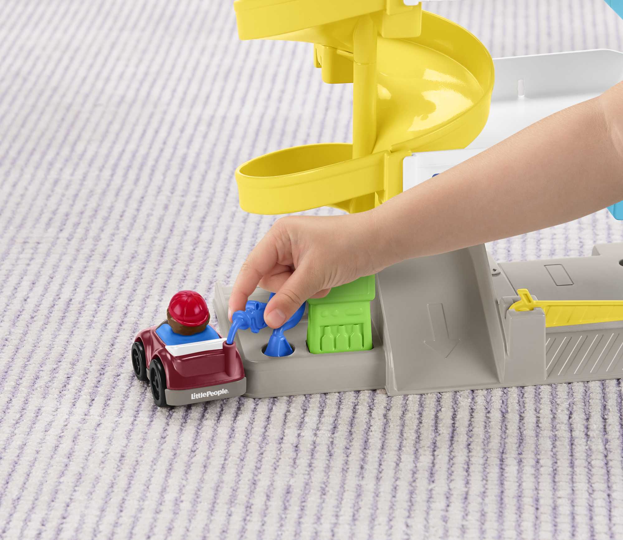 Fisher-Price Little People Helpful Neighbor's Garage With 2 Wheelies Vehicles