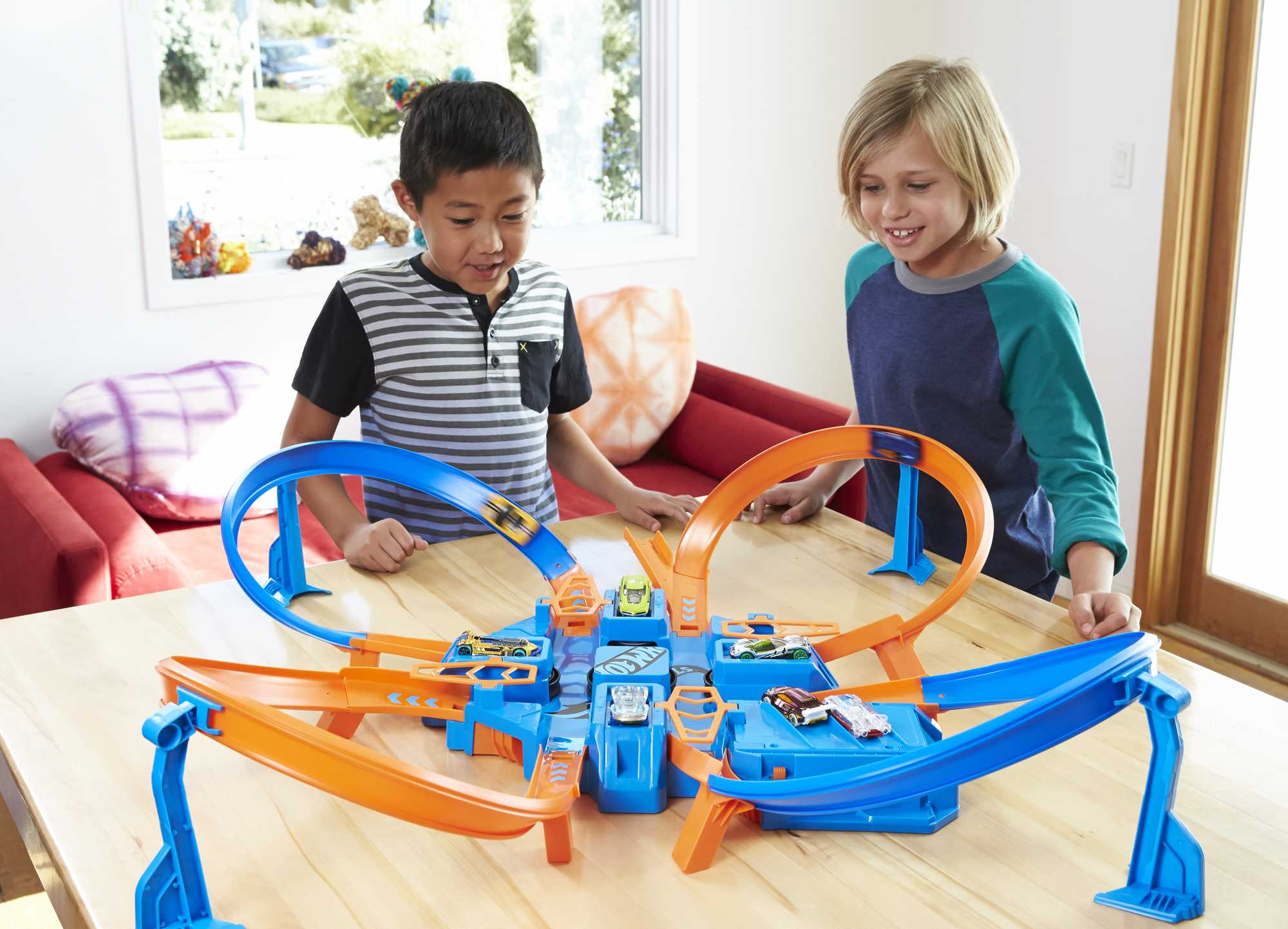 Hot Wheels Criss Cross Crash Track Set