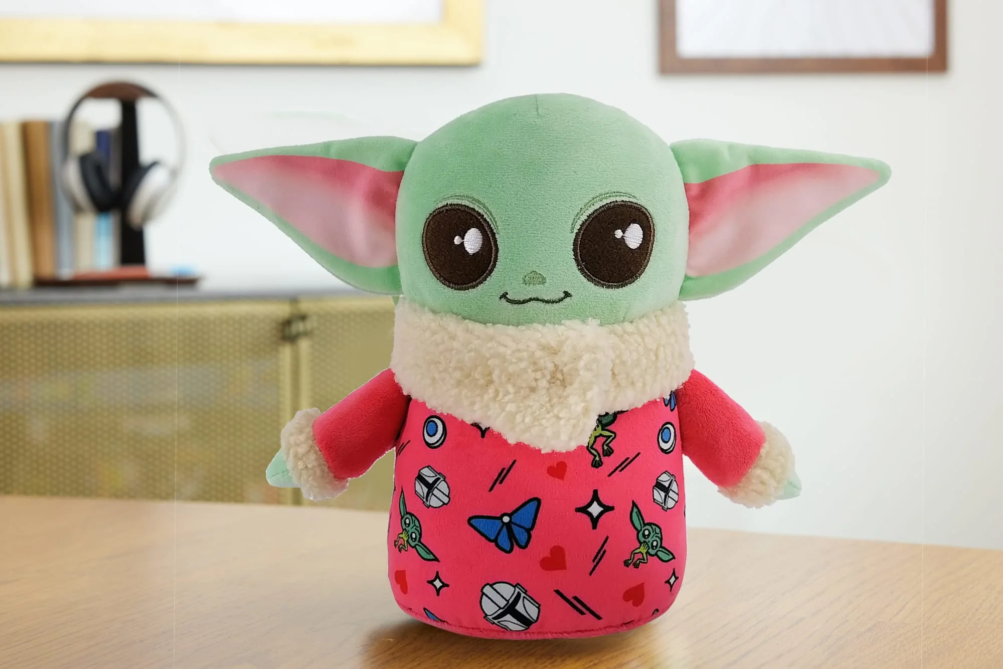 Star Wars The Mandalorian Seasonal Grogu Plush, 8-Inch Soft Toy in Valentine's Day Sweater