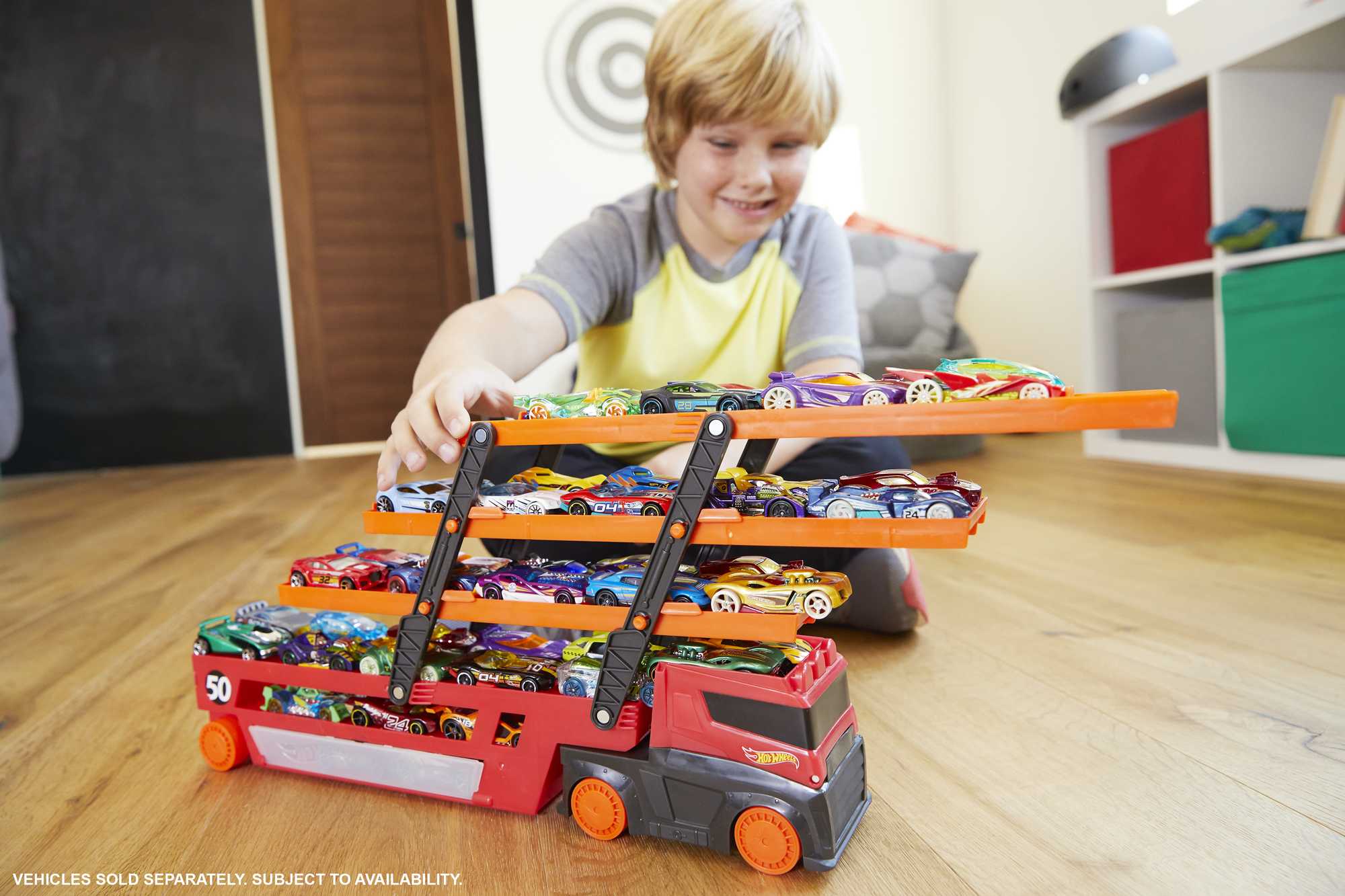 Hot Wheels MEGA Hauler With Storage For Up To 50 1:64 Scale Cars Ages 3 And Older