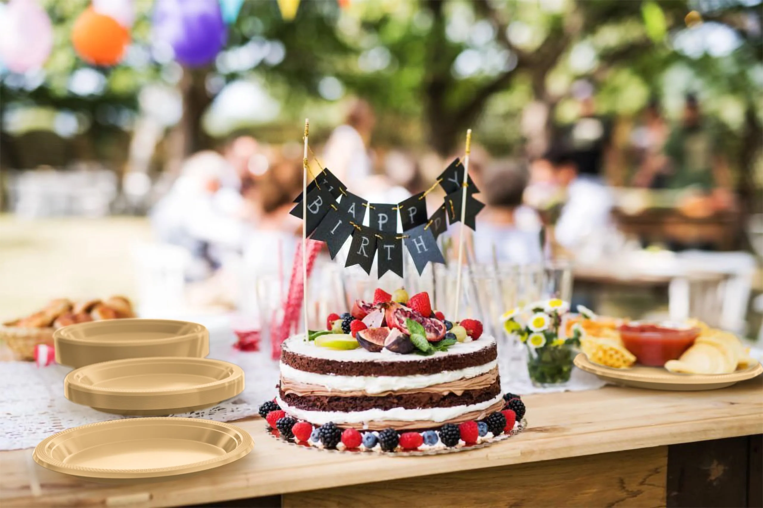 7 In. Gold Plastic Plates | 50 Count