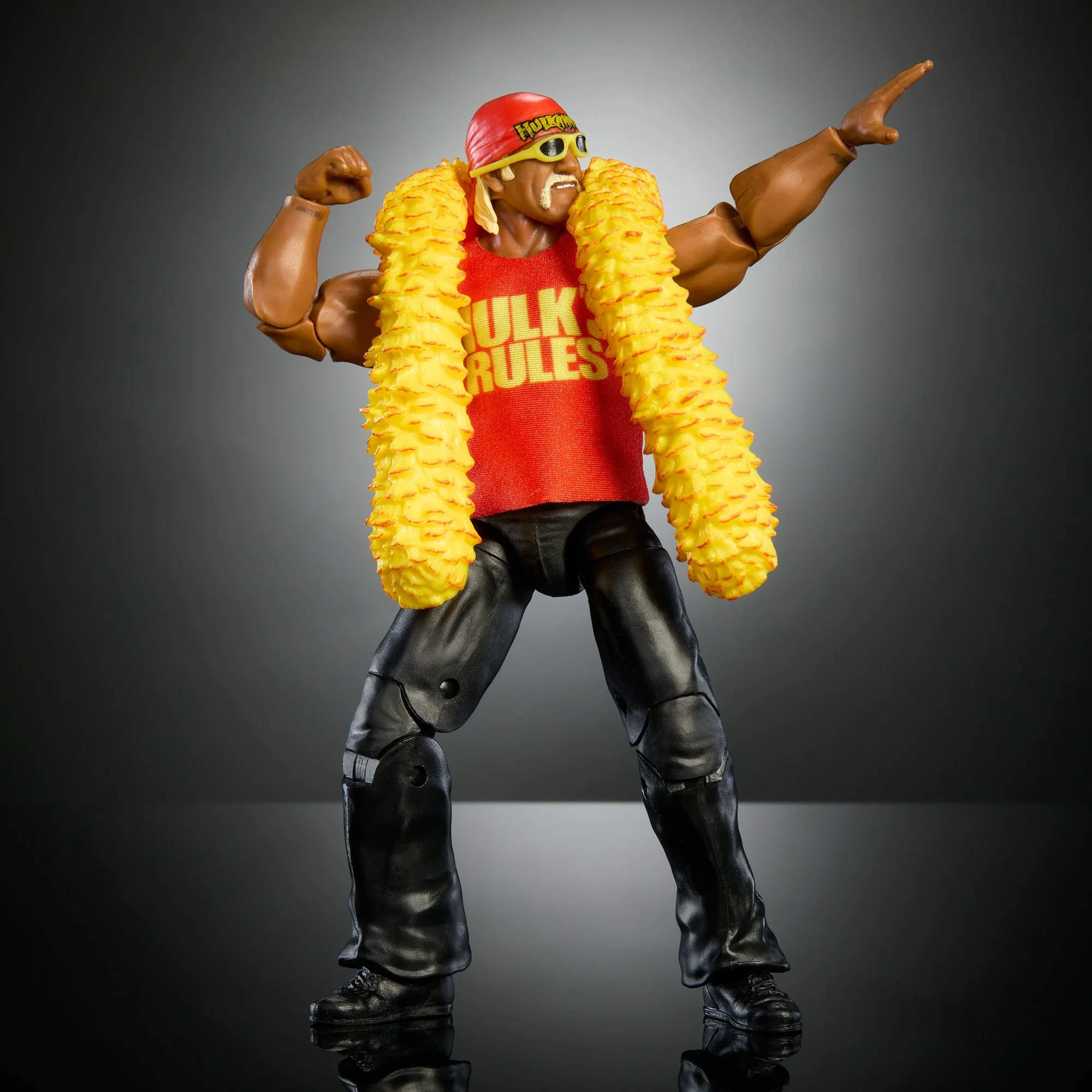 WWE Elite Collection Premium Live EVent Hulk Hogan Action Figure Set, Wrestlemania Collectible